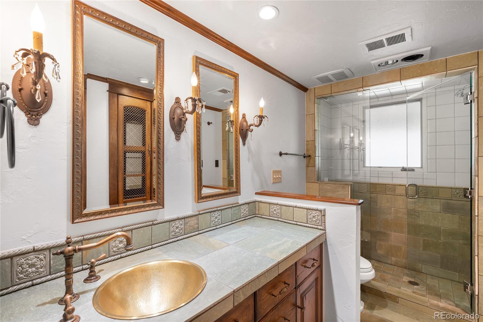 MLS Image #11 for 6  martin lane,englewood, Colorado