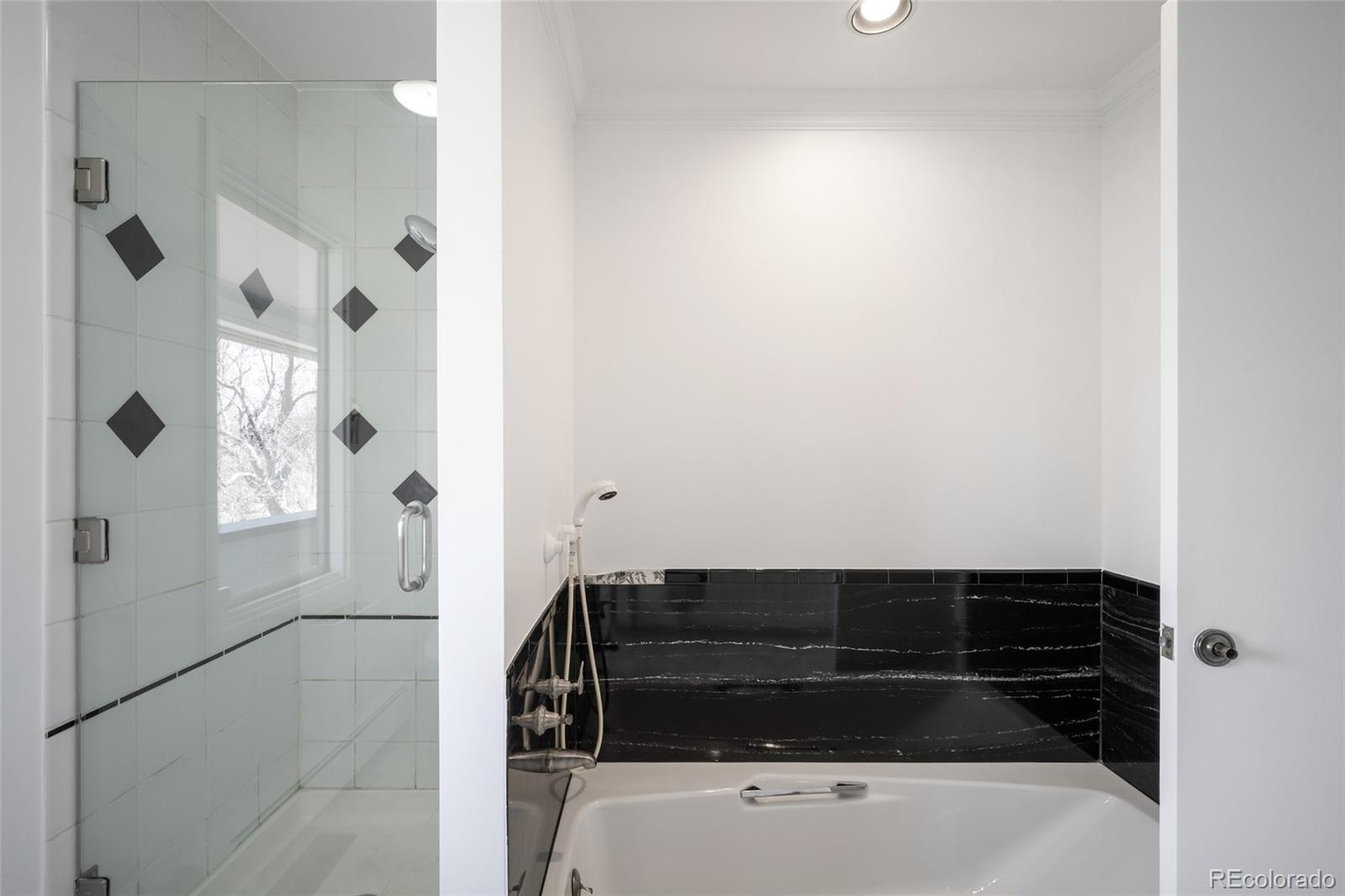 MLS Image #14 for 6  martin lane,englewood, Colorado