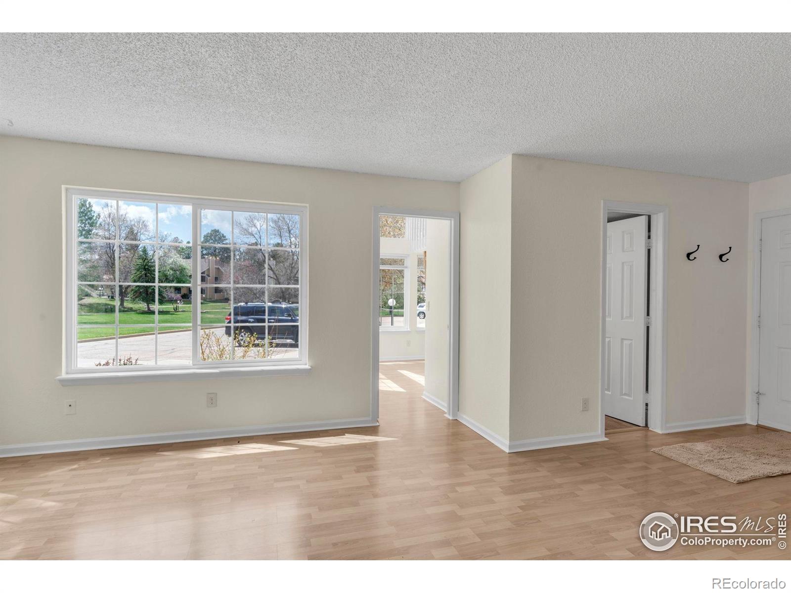MLS Image #11 for 4871  white rock circle,boulder, Colorado