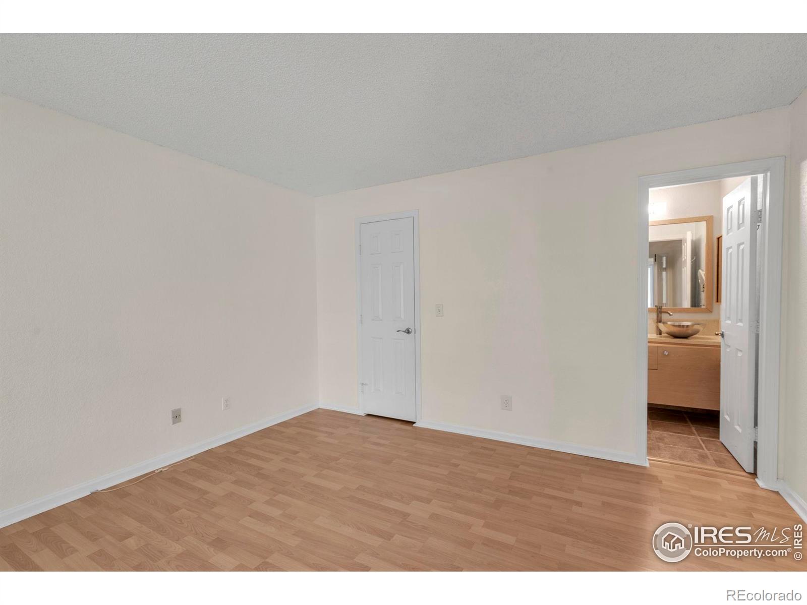 MLS Image #16 for 4871  white rock circle,boulder, Colorado