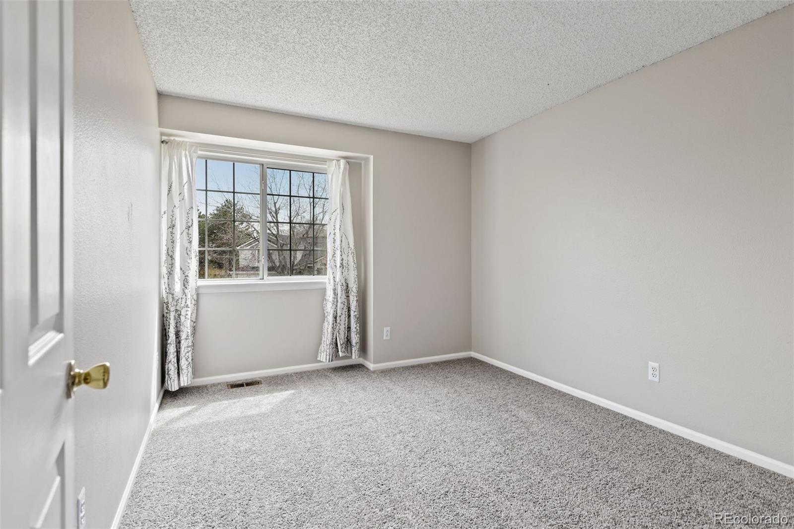 MLS Image #26 for 20129 e berry lane,centennial, Colorado
