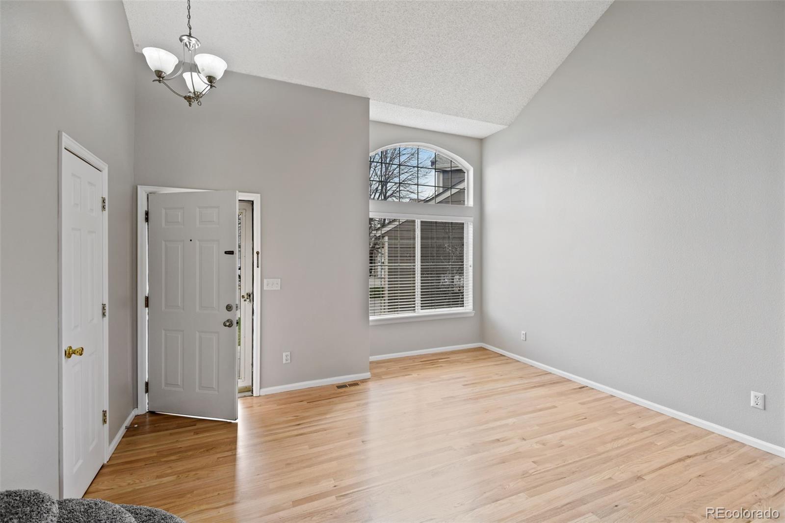 MLS Image #5 for 20129 e berry lane,centennial, Colorado