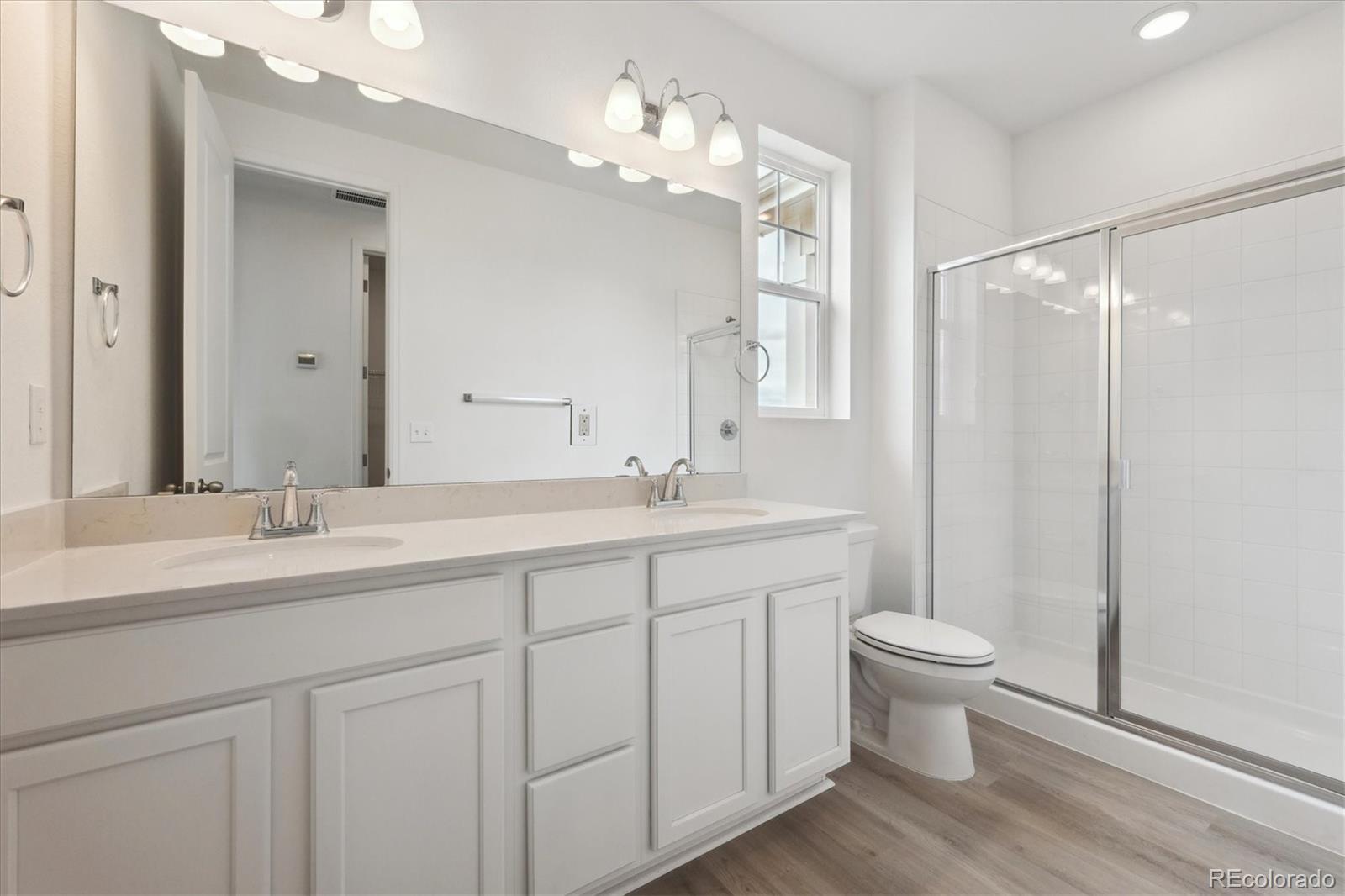 MLS Image #13 for 24780 e 39th avenue,aurora, Colorado