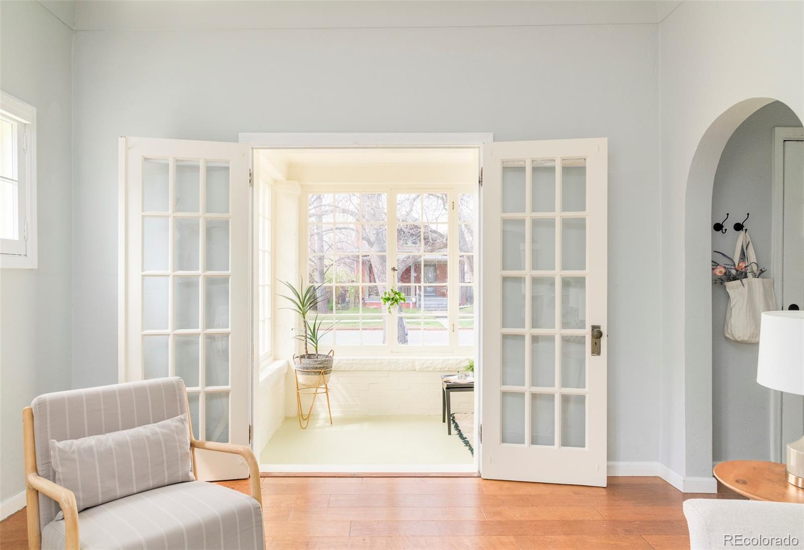 MLS Image #10 for 250 s ogden street,denver, Colorado