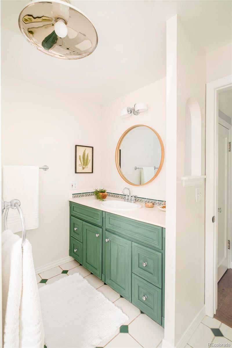 MLS Image #28 for 250 s ogden street,denver, Colorado