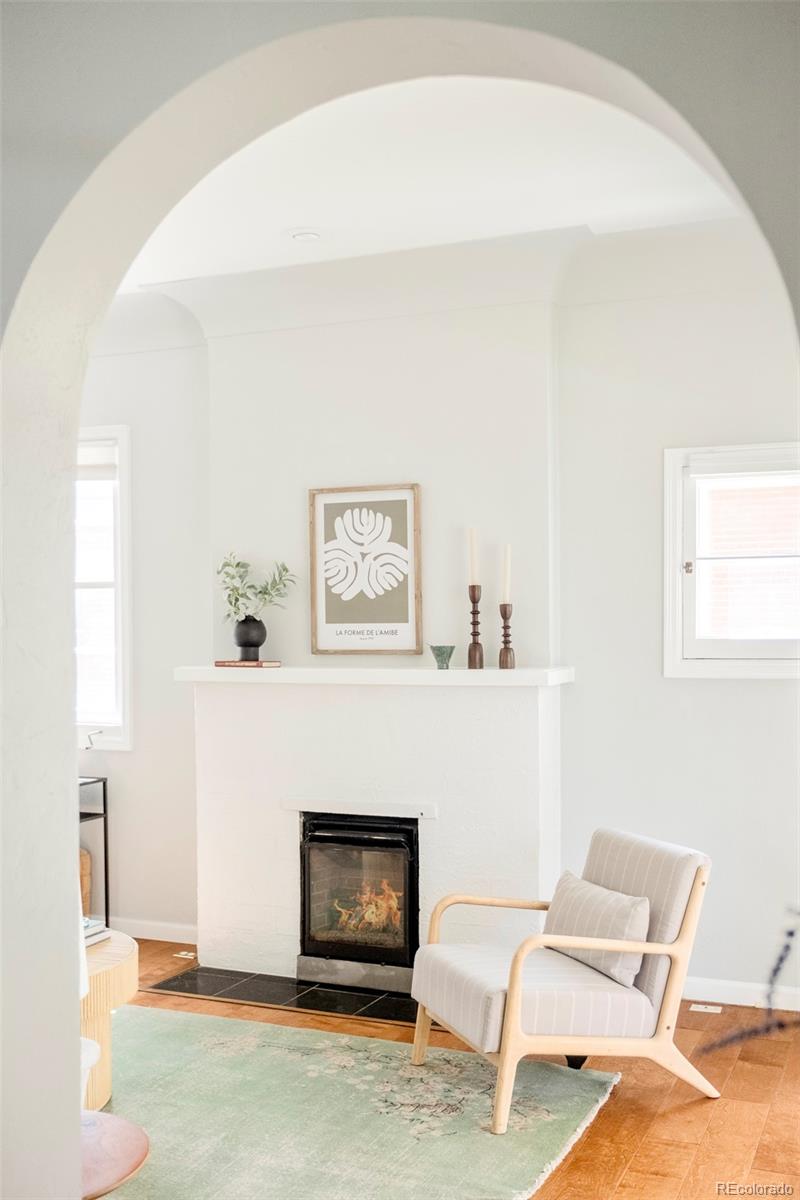 MLS Image #4 for 250 s ogden street,denver, Colorado
