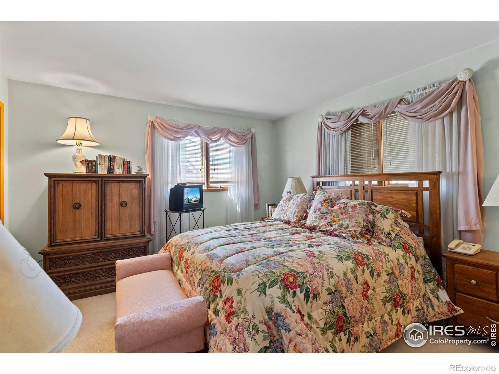 MLS Image #10 for 1112  robertson street,fort collins, Colorado