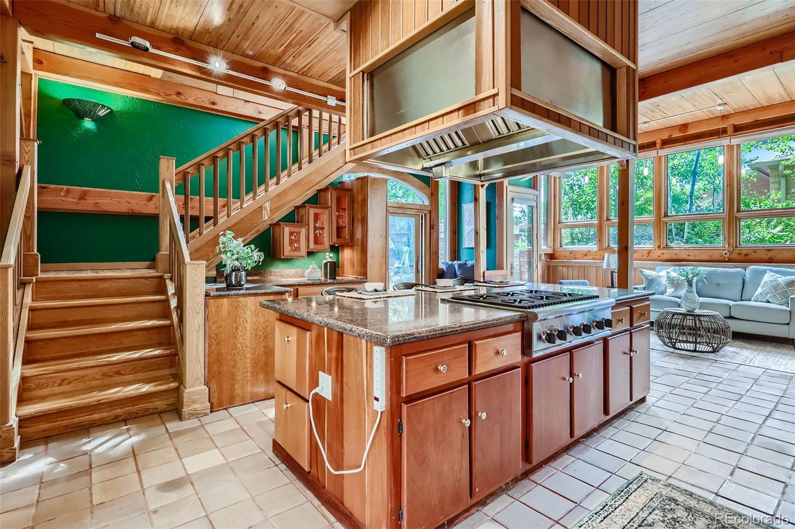 MLS Image #3 for 1928 s washington street,denver, Colorado