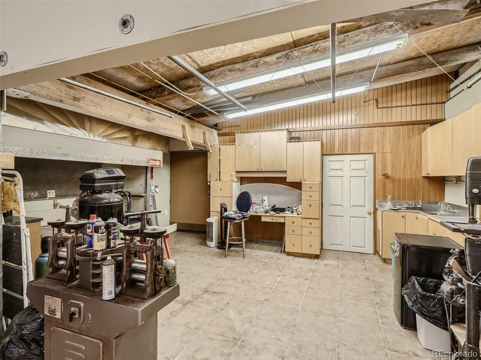 MLS Image #47 for 1928 s washington street,denver, Colorado