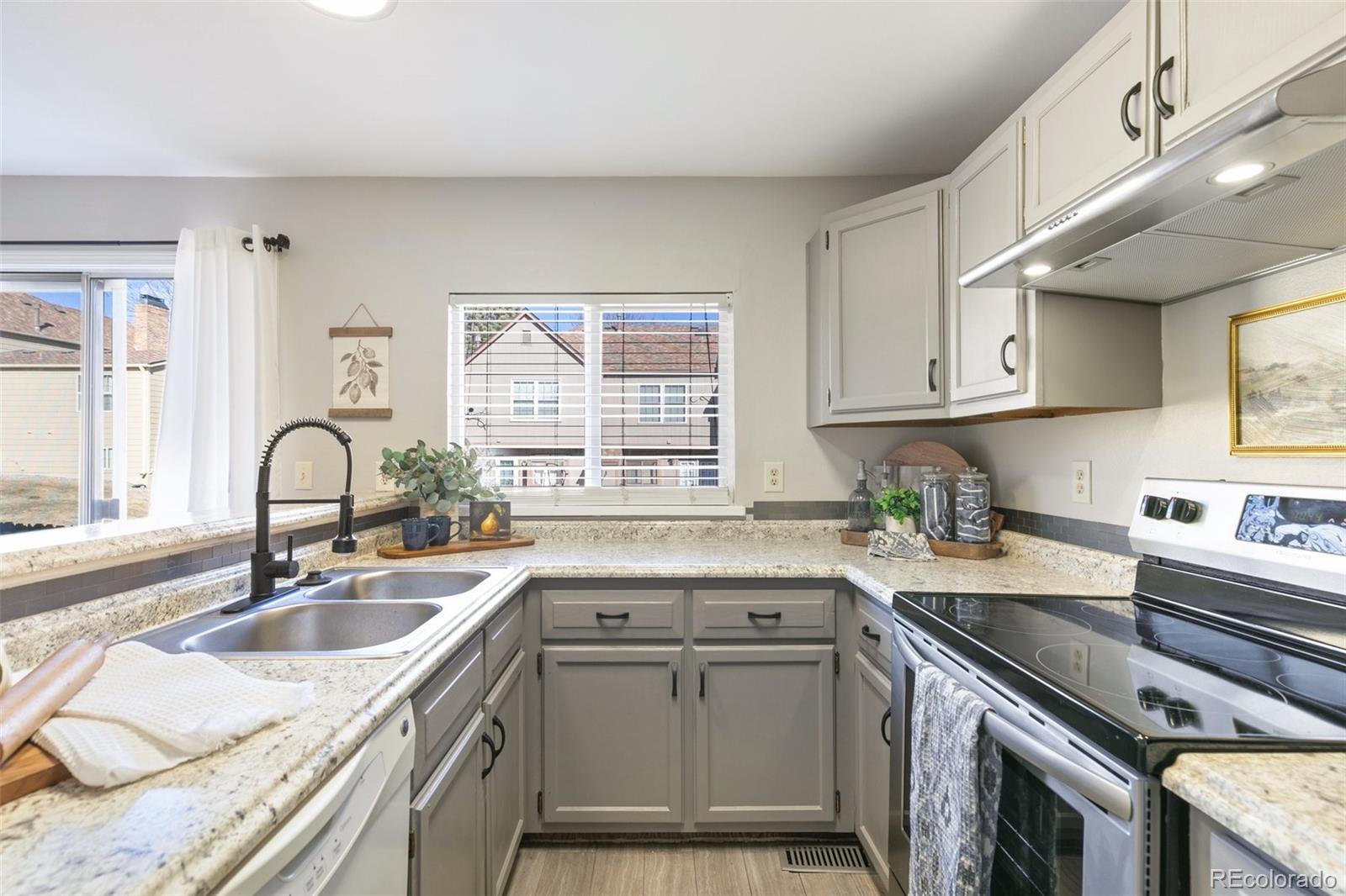 MLS Image #14 for 6753  mountain top lane,colorado springs, Colorado