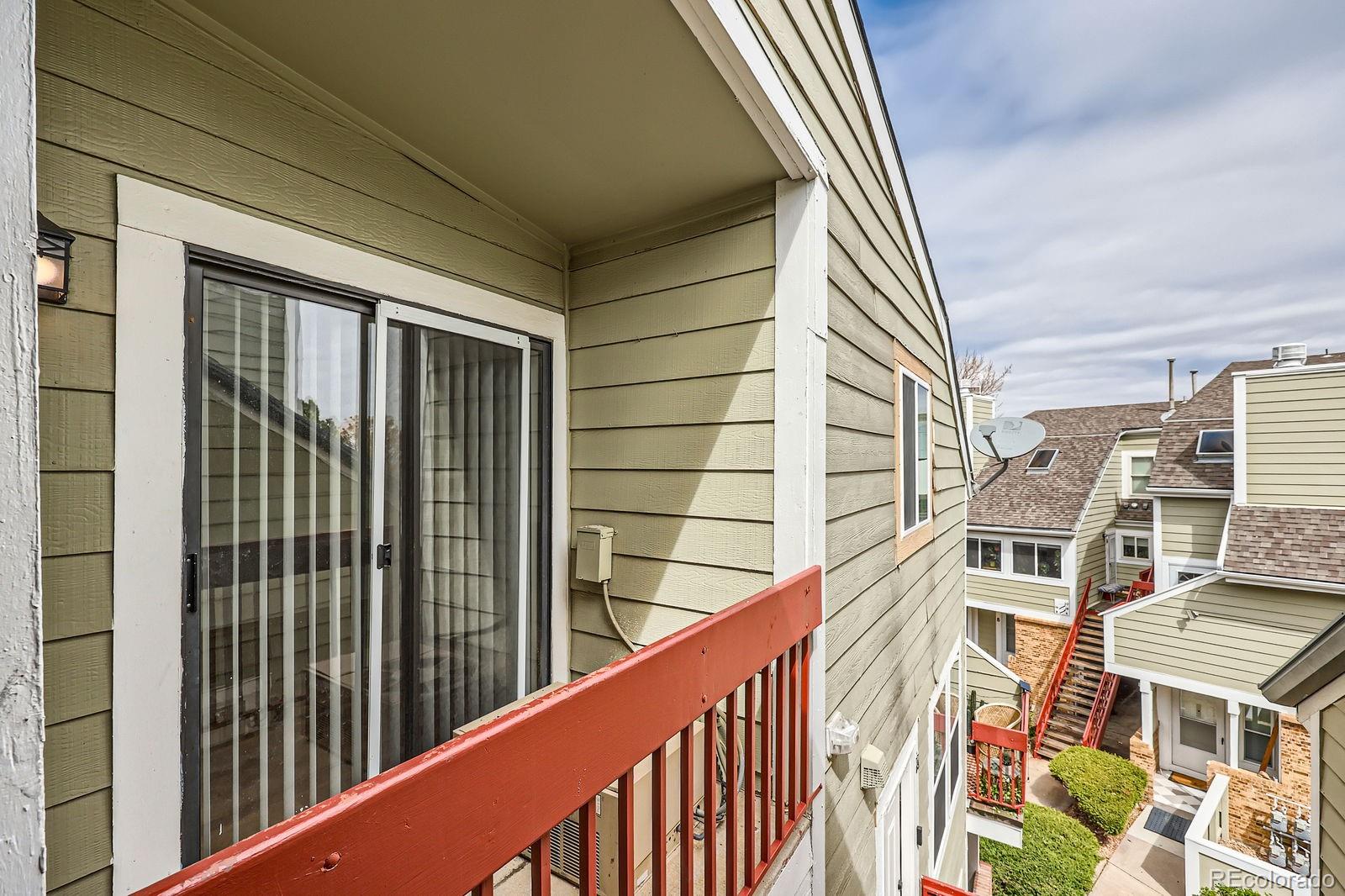 MLS Image #10 for 932 s dearborn street 17,aurora, Colorado