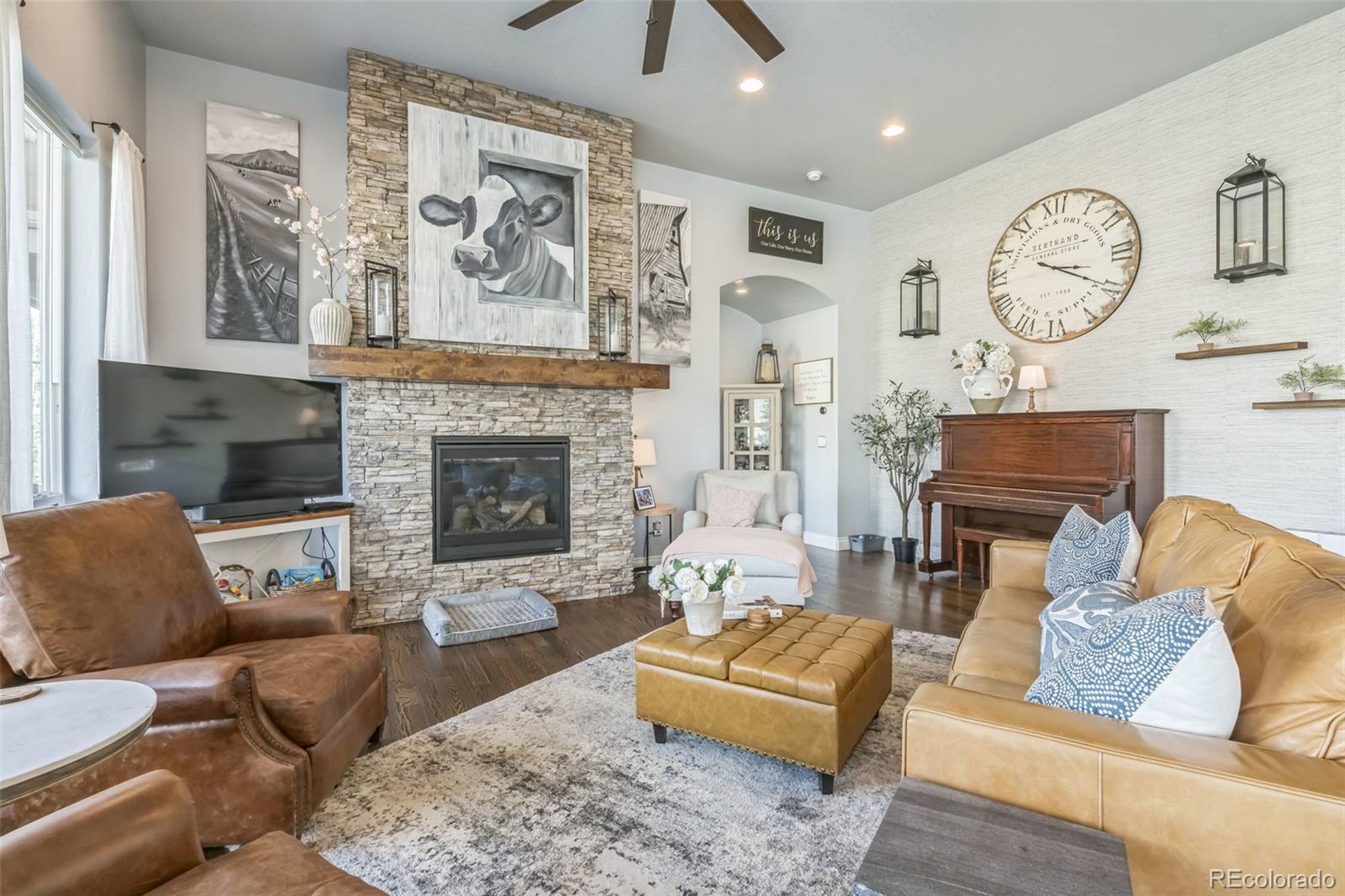 MLS Image #11 for 2212  red edge heights,colorado springs, Colorado