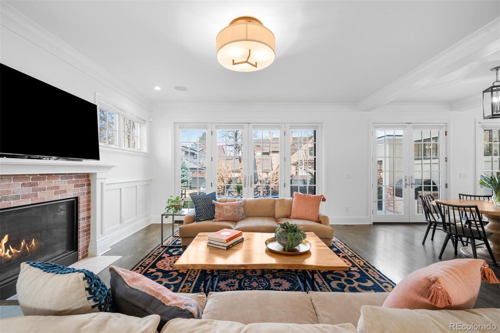 MLS Image #10 for 815 s cove way,denver, Colorado