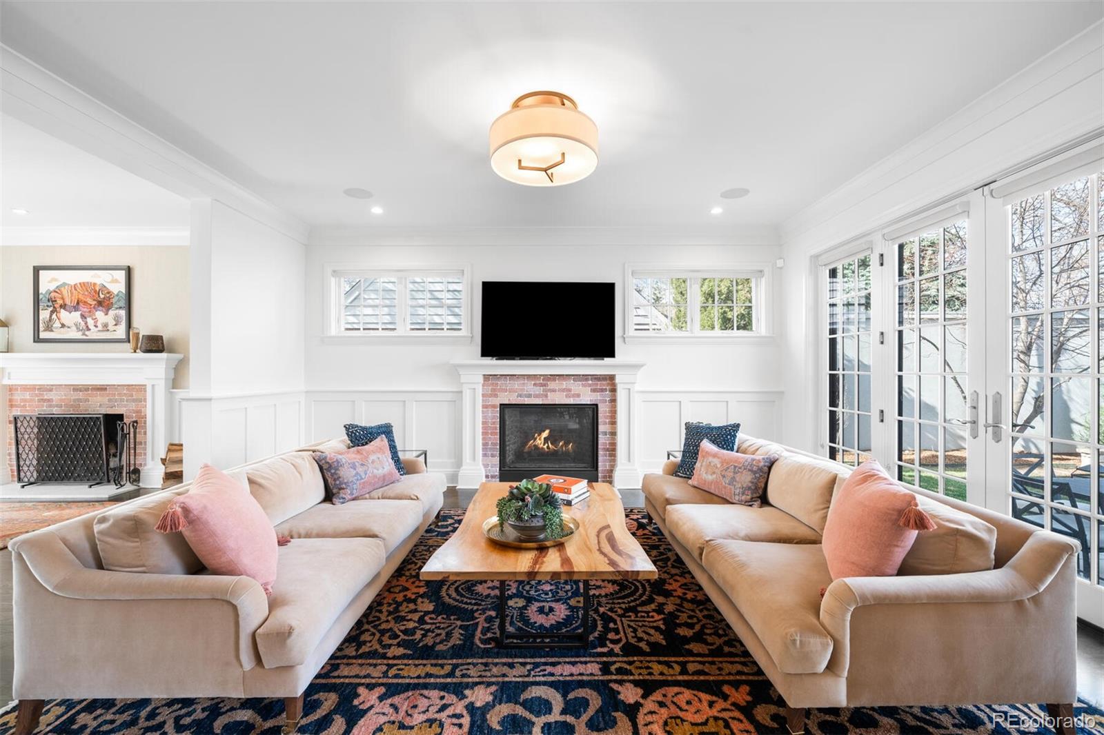 MLS Image #11 for 815 s cove way,denver, Colorado