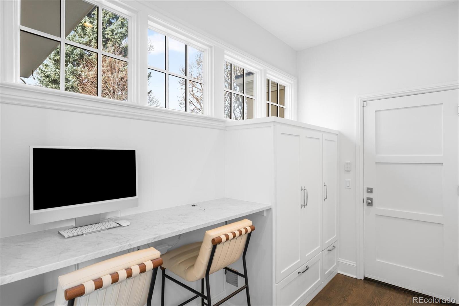 MLS Image #19 for 815 s cove way,denver, Colorado
