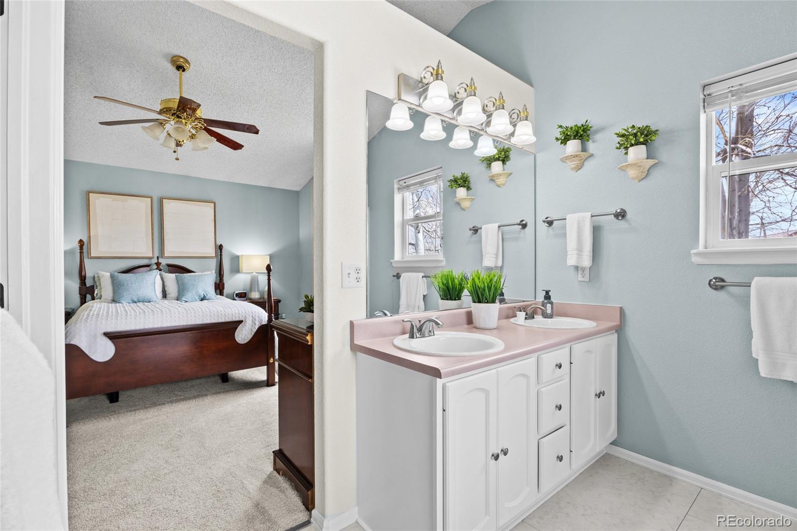 MLS Image #18 for 5133 s liverpool way,centennial, Colorado