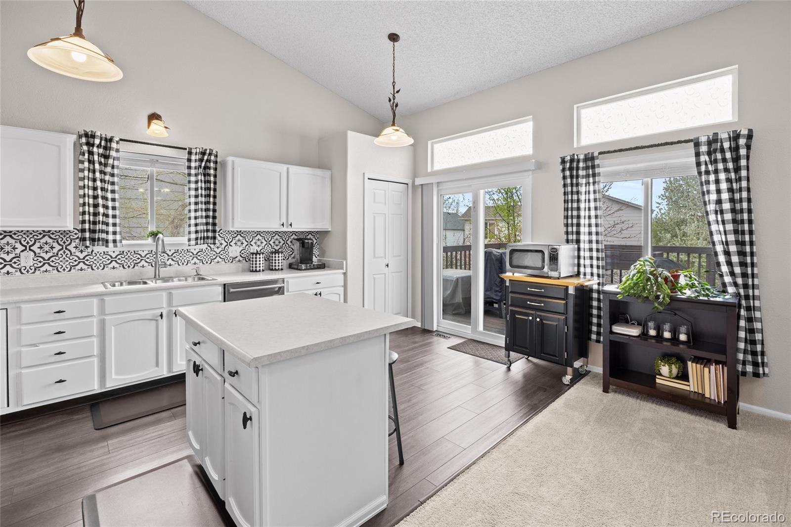 MLS Image #9 for 5133 s liverpool way,centennial, Colorado