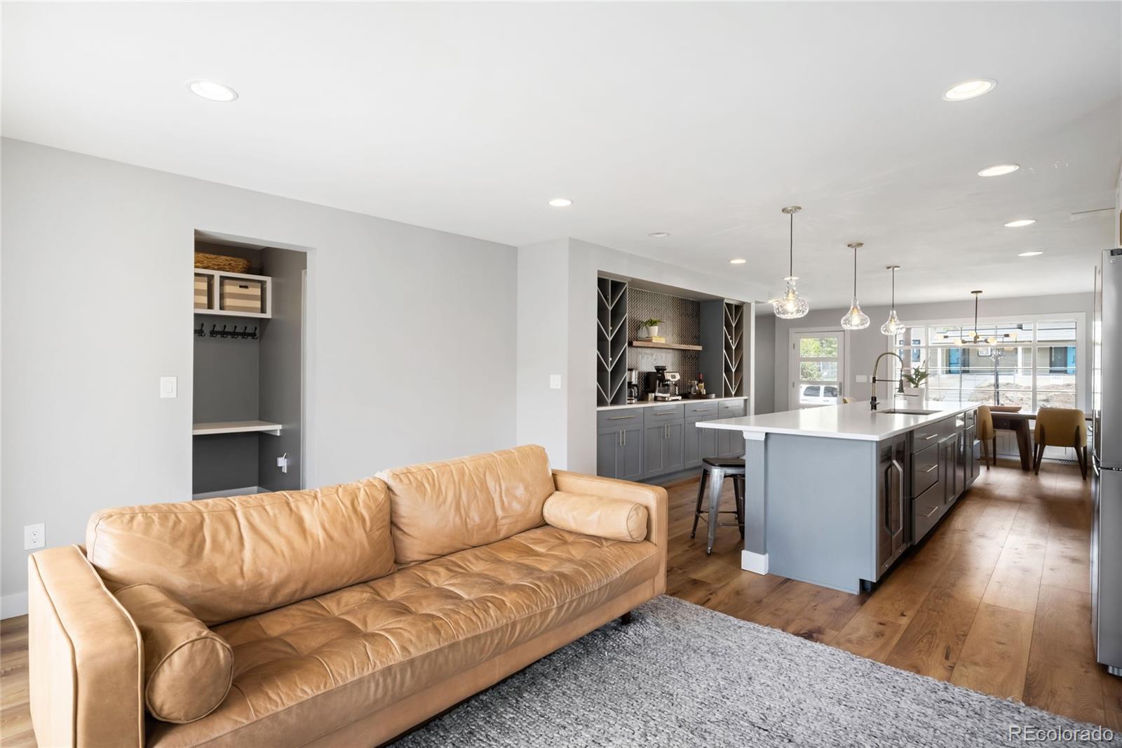 MLS Image #13 for 2855 s williams street,denver, Colorado