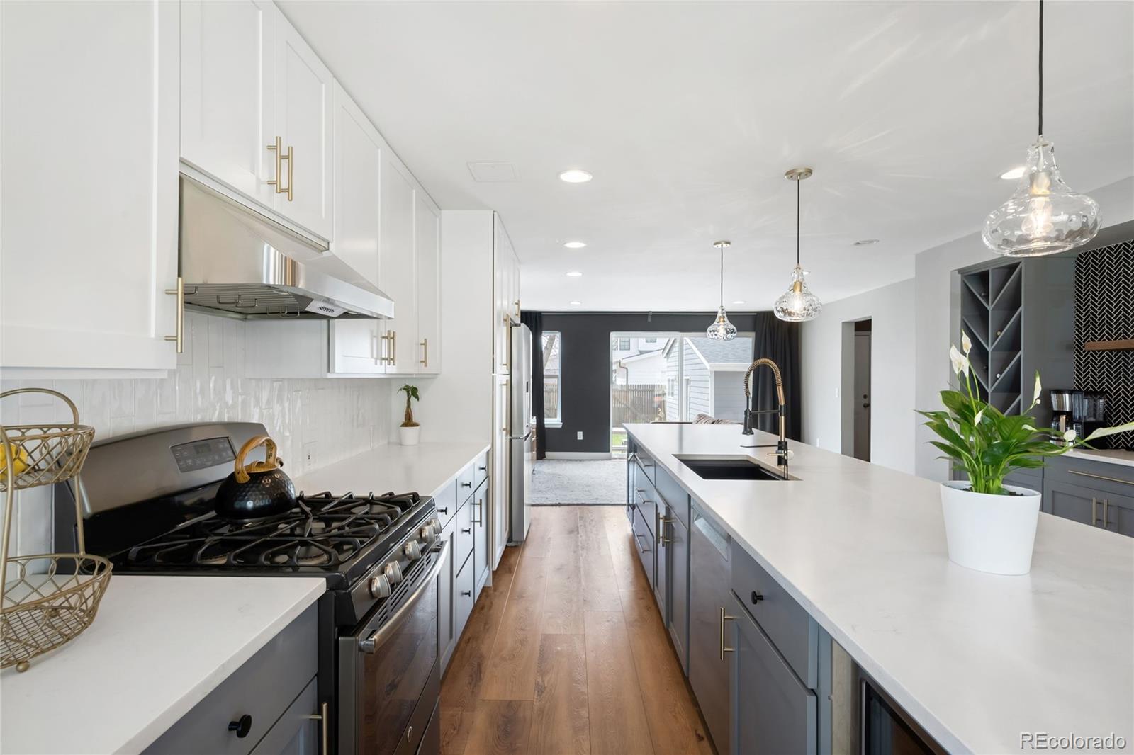 MLS Image #7 for 2855 s williams street,denver, Colorado