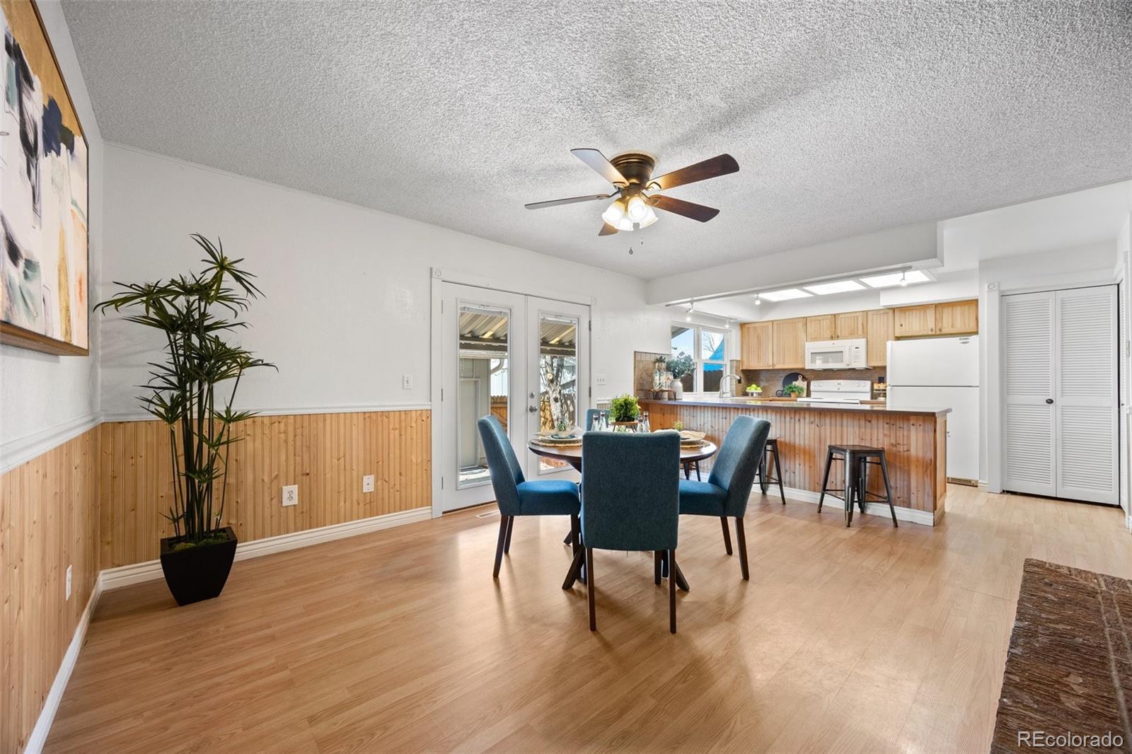 MLS Image #11 for 10144 e jewell avenue,aurora, Colorado