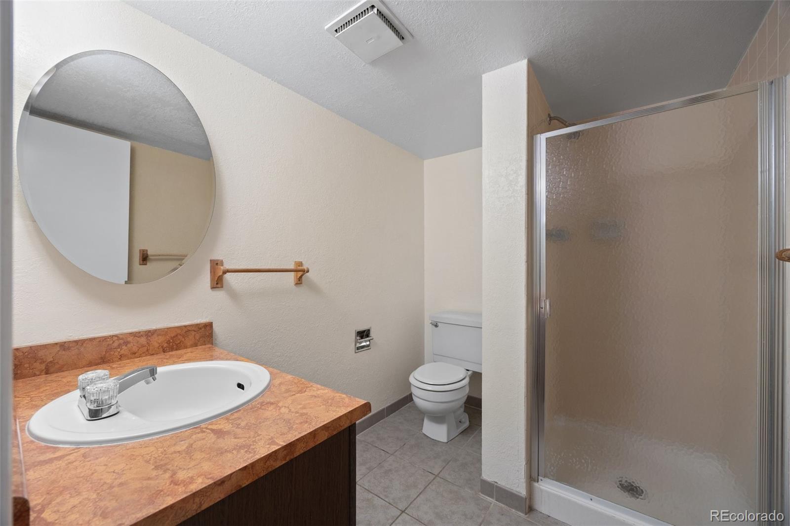 MLS Image #30 for 10144 e jewell avenue,aurora, Colorado