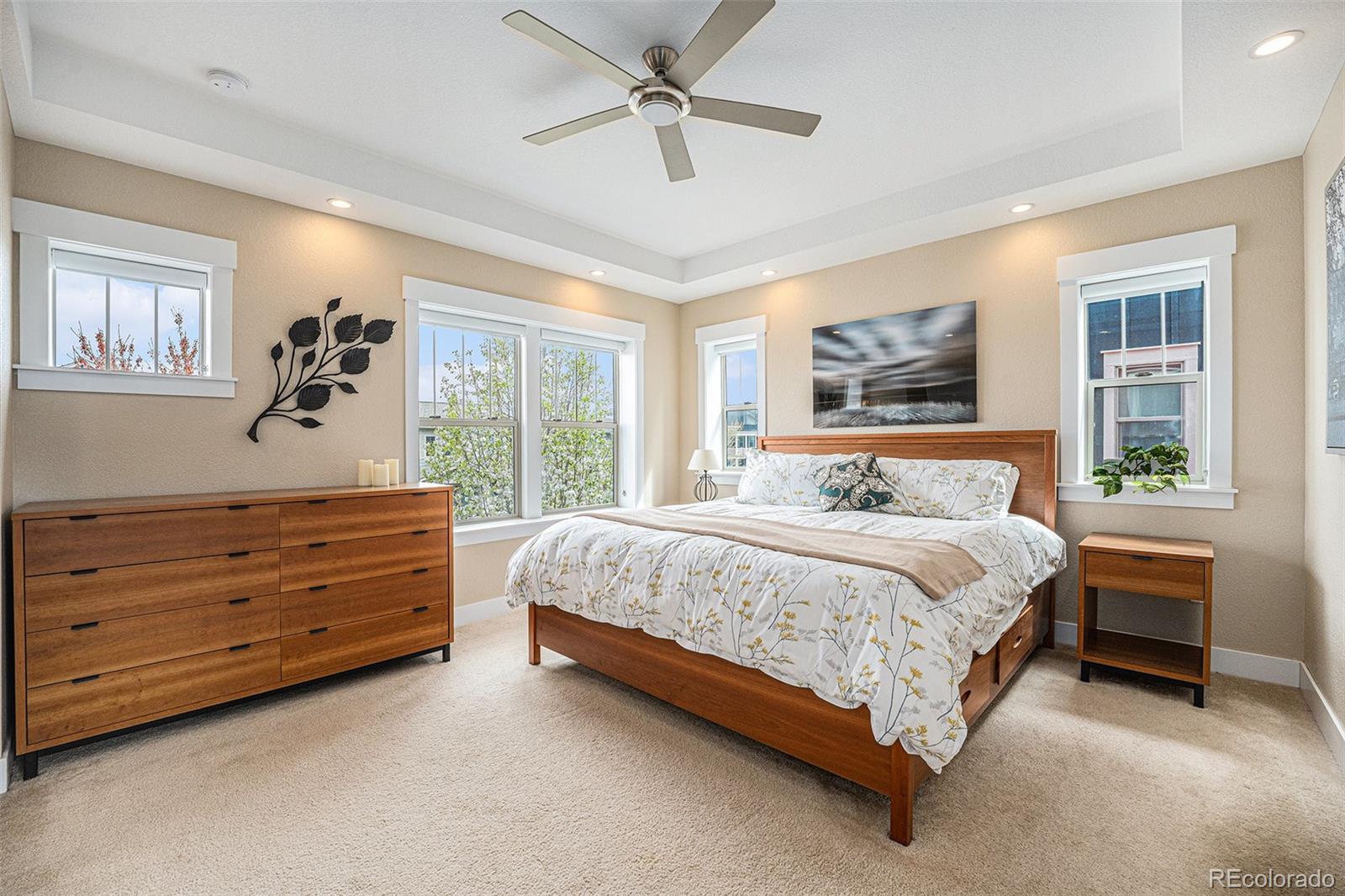 MLS Image #11 for 8460 e 54th drive,denver, Colorado