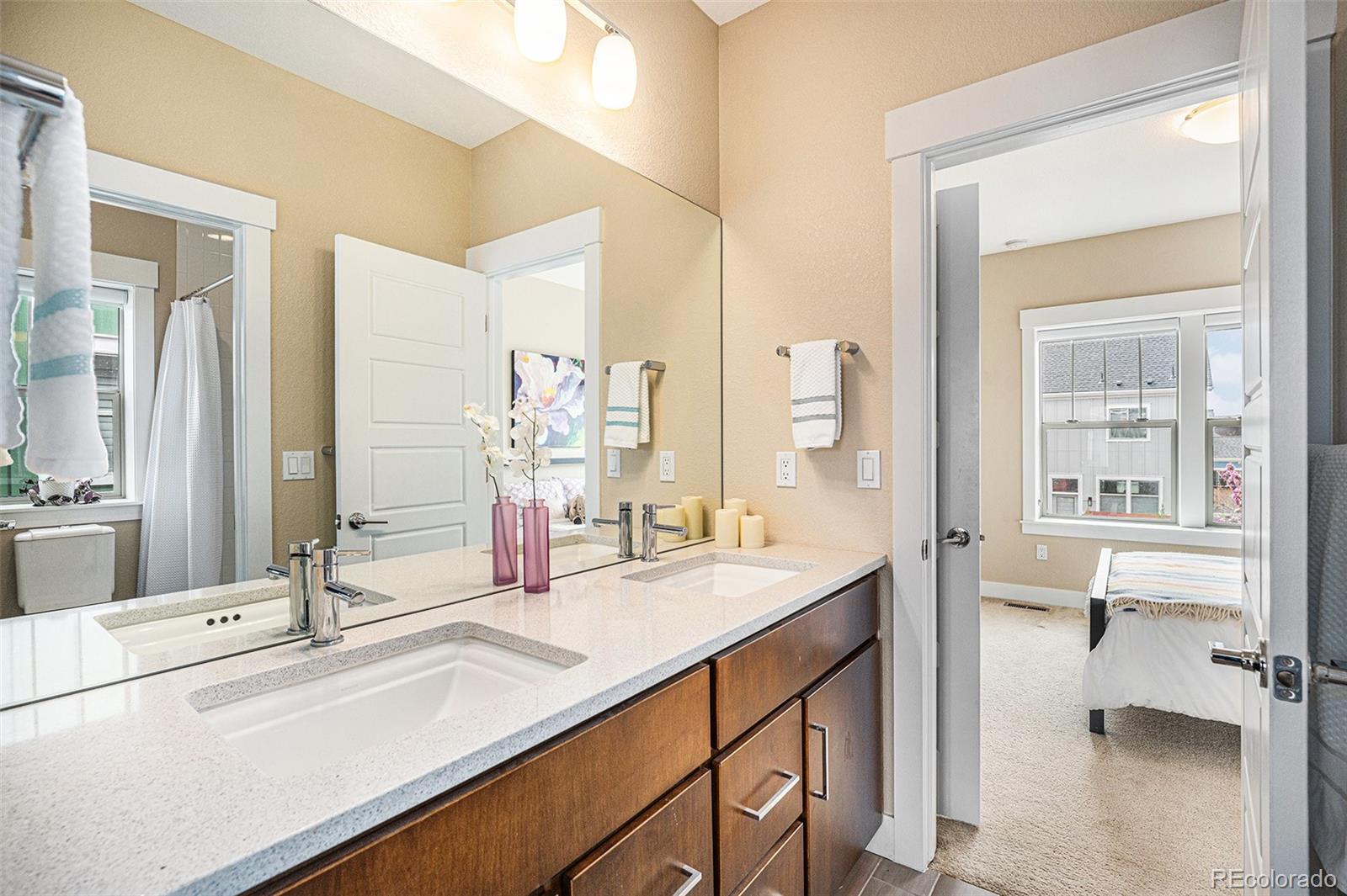 MLS Image #16 for 8460 e 54th drive,denver, Colorado