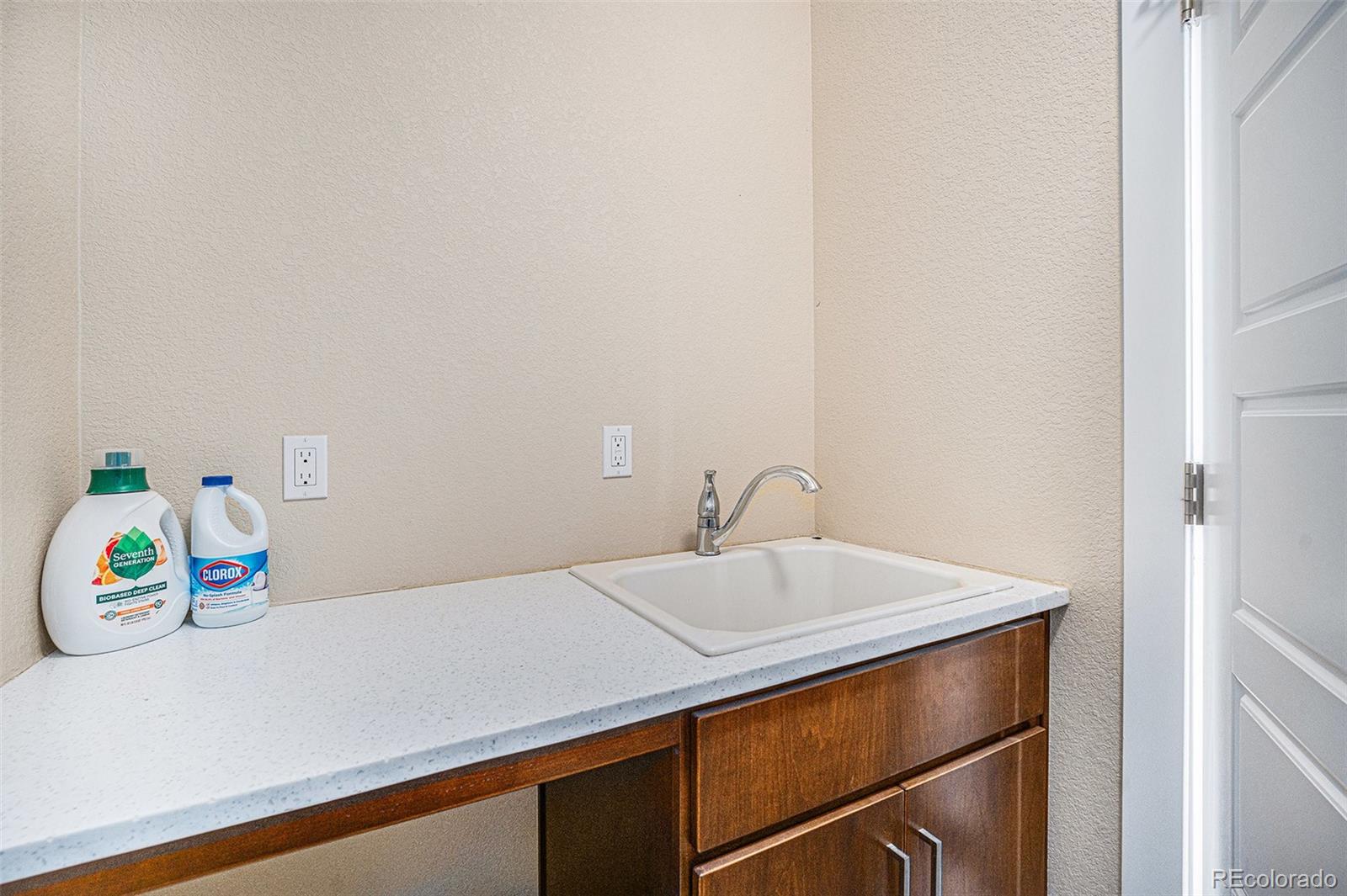 MLS Image #19 for 8460 e 54th drive,denver, Colorado