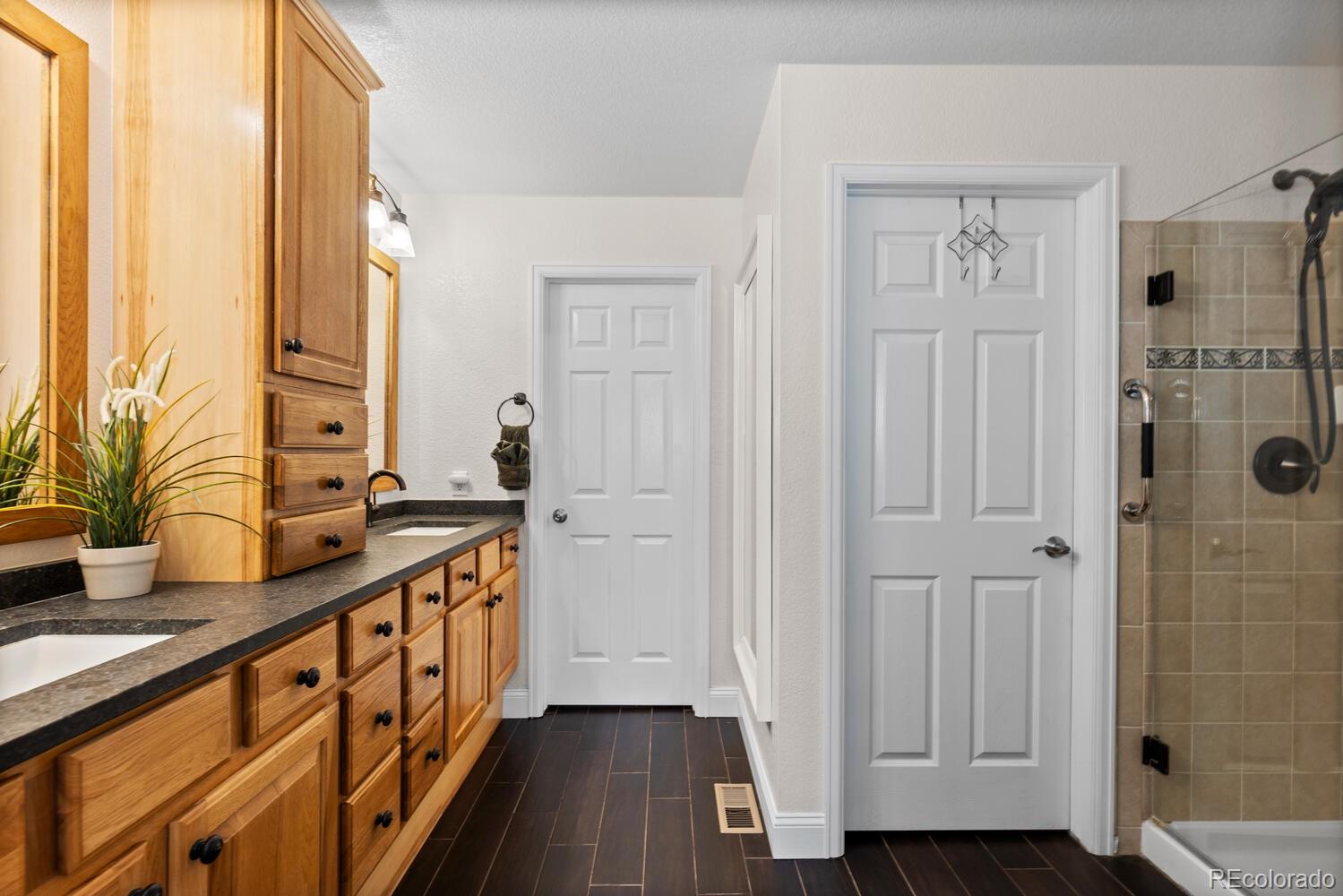 MLS Image #14 for 8216 s tempe court,aurora, Colorado