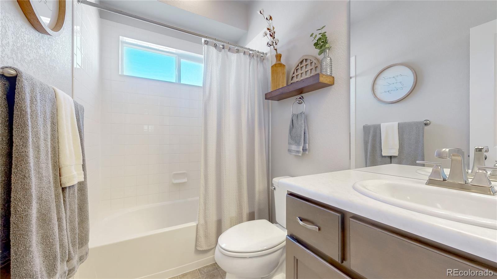 MLS Image #15 for 505  remington drive,hudson, Colorado