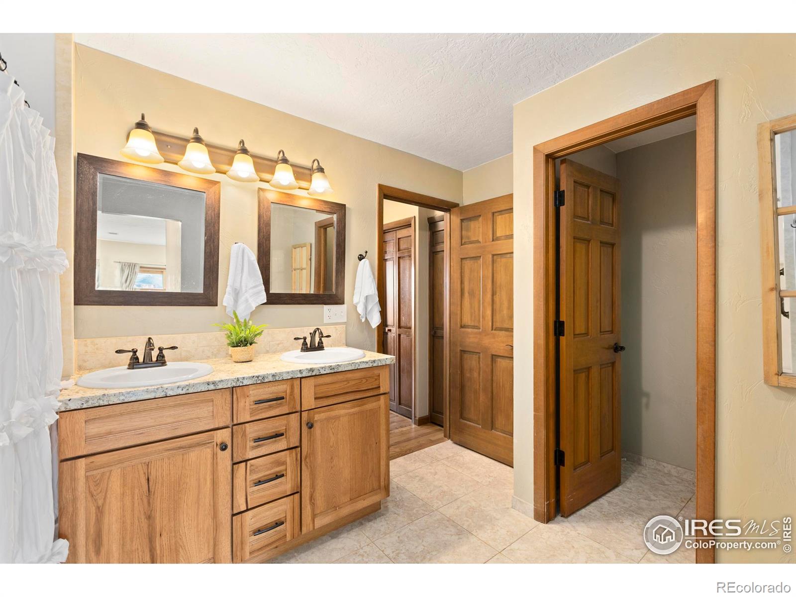 MLS Image #18 for 5000  sandstone drive,fort collins, Colorado