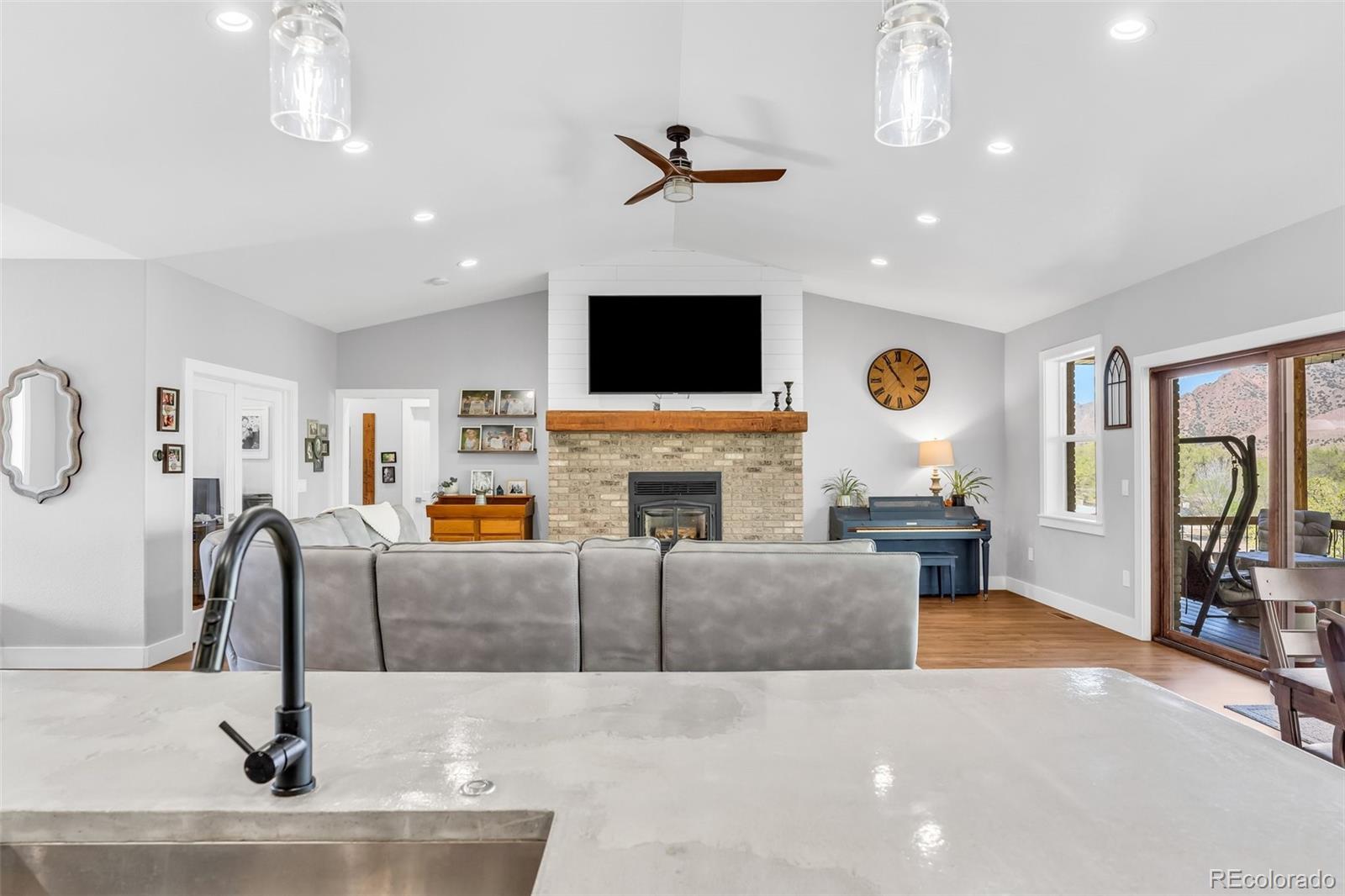 MLS Image #18 for 523  dalmatian drive,canon city, Colorado