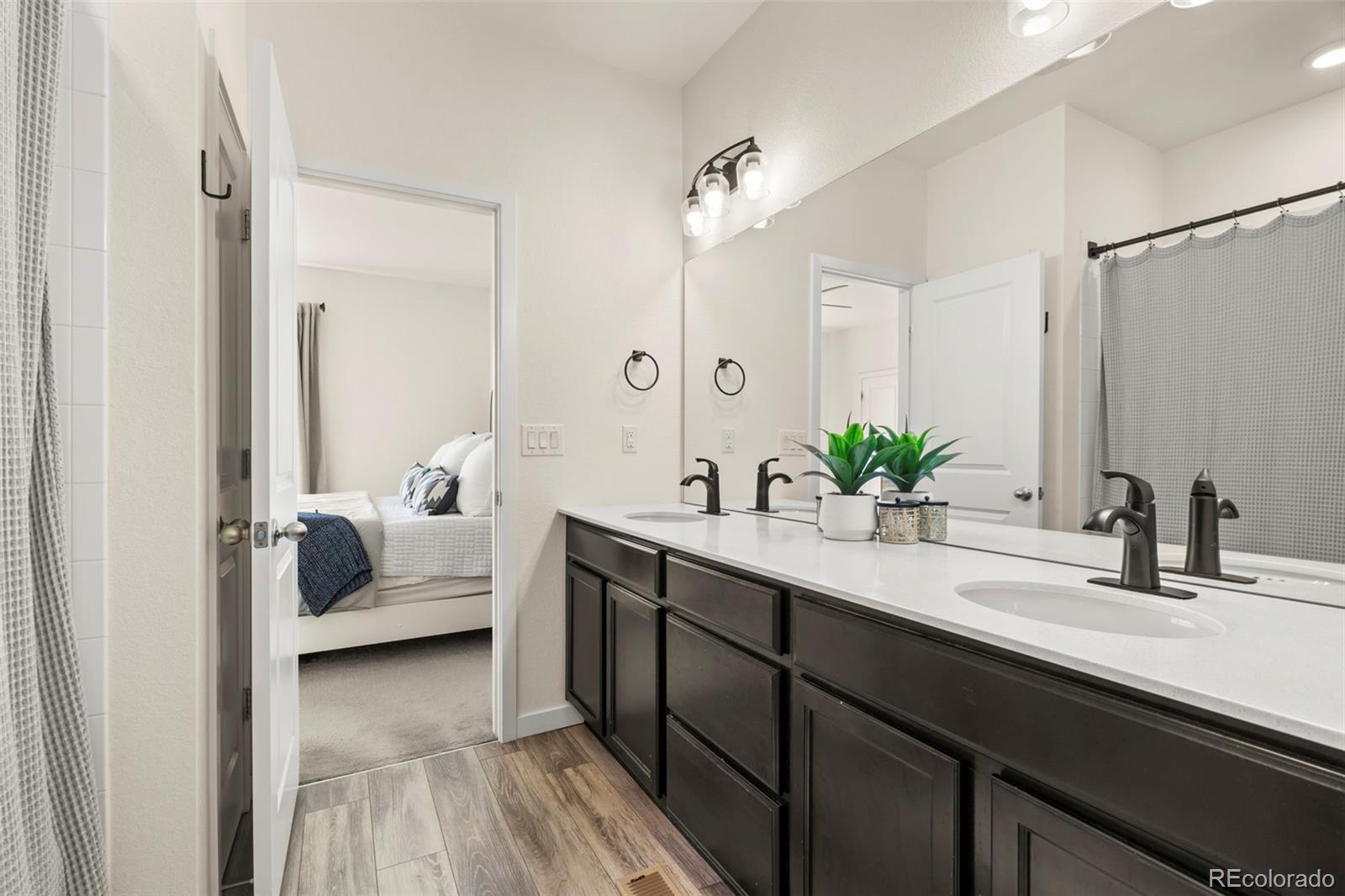 MLS Image #15 for 871 e 98th avenue,thornton, Colorado
