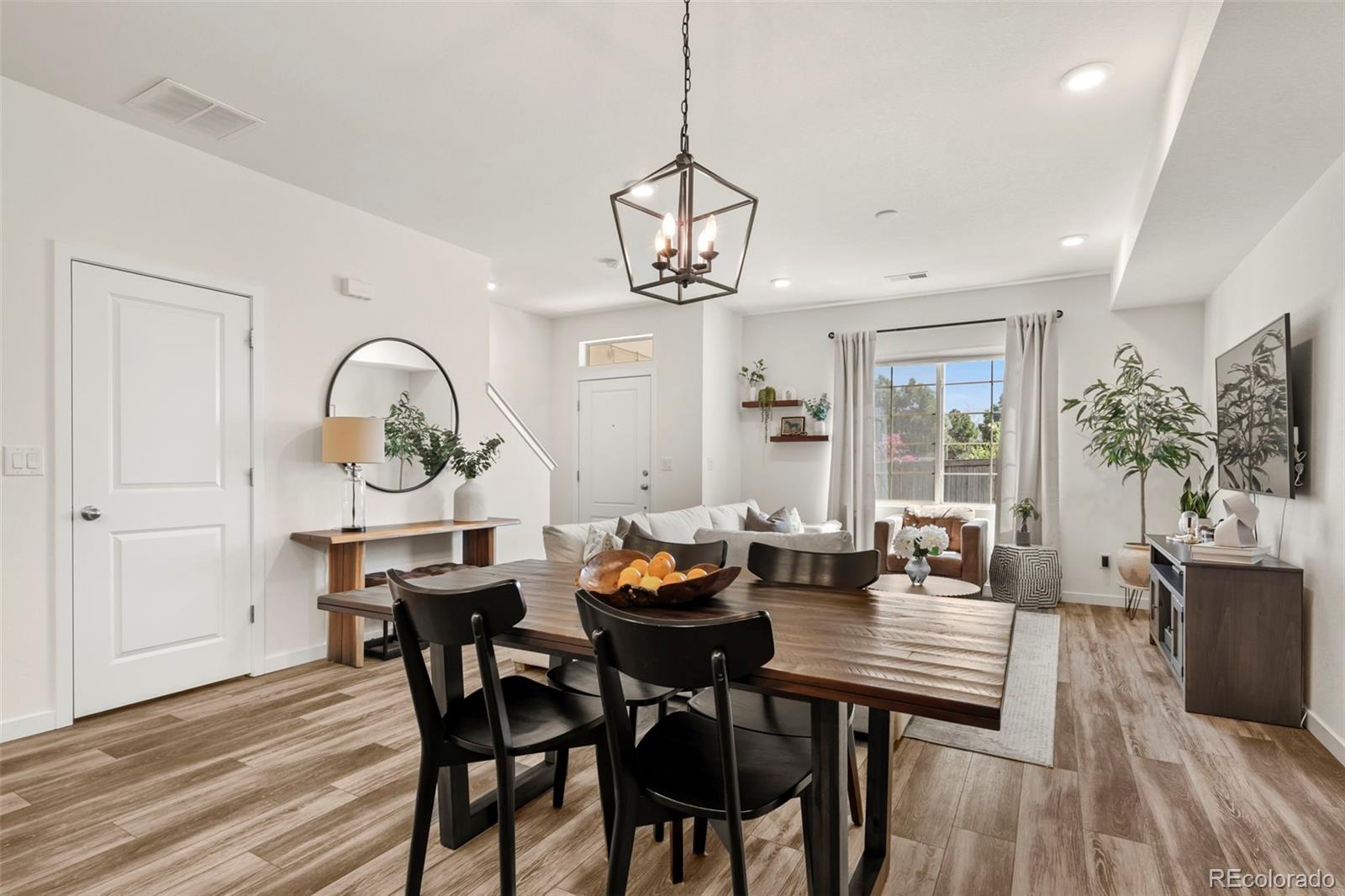 MLS Image #7 for 871 e 98th avenue,thornton, Colorado
