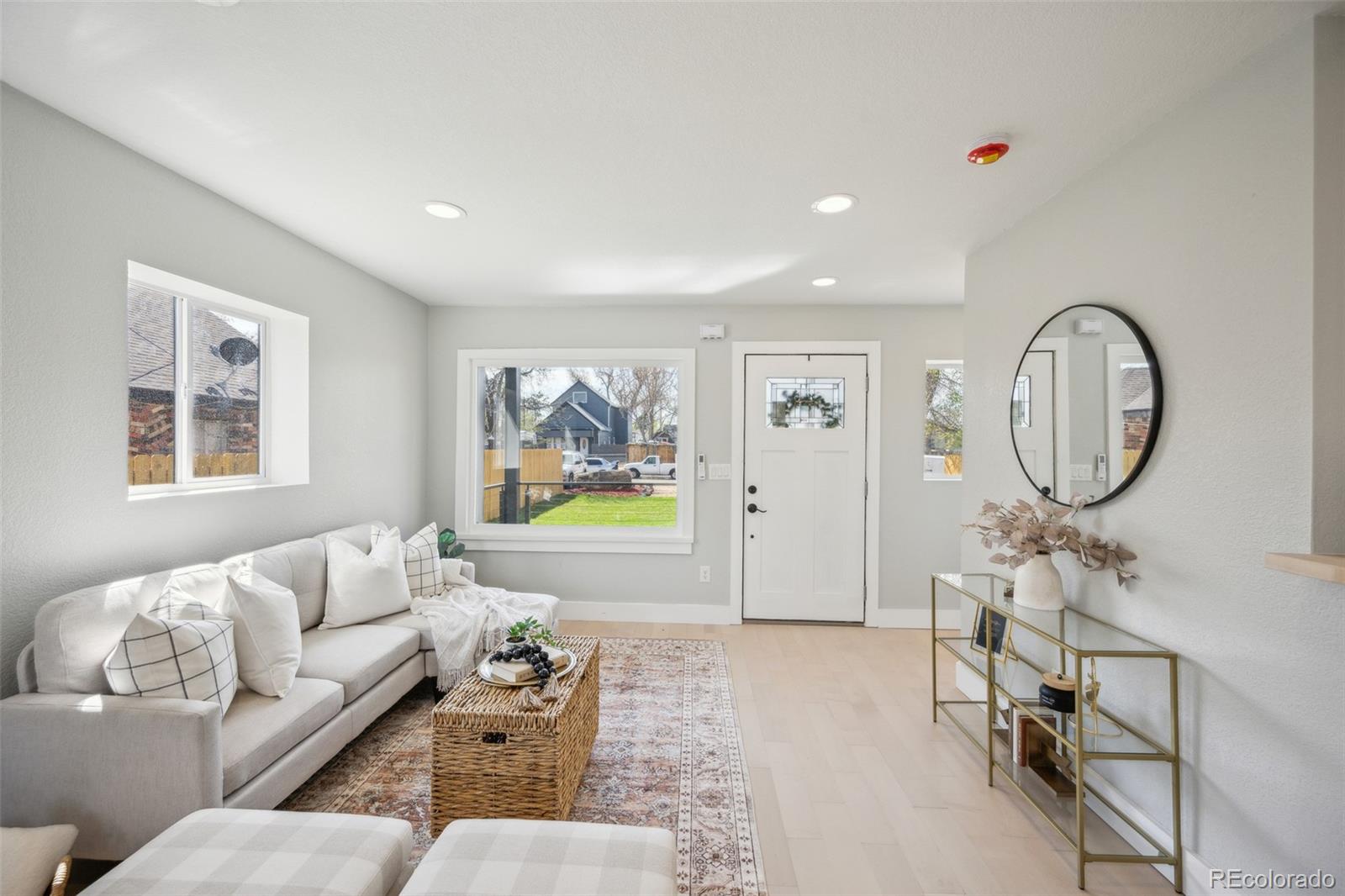 MLS Image #4 for 6494  magnolia street,commerce city, Colorado