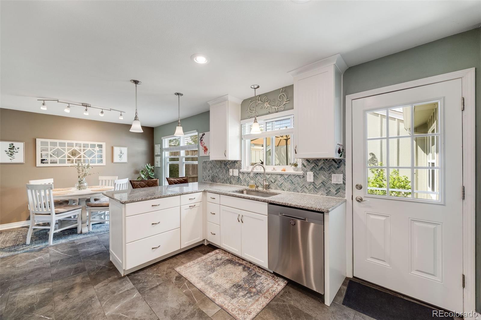MLS Image #12 for 2757 e geddes avenue,centennial, Colorado