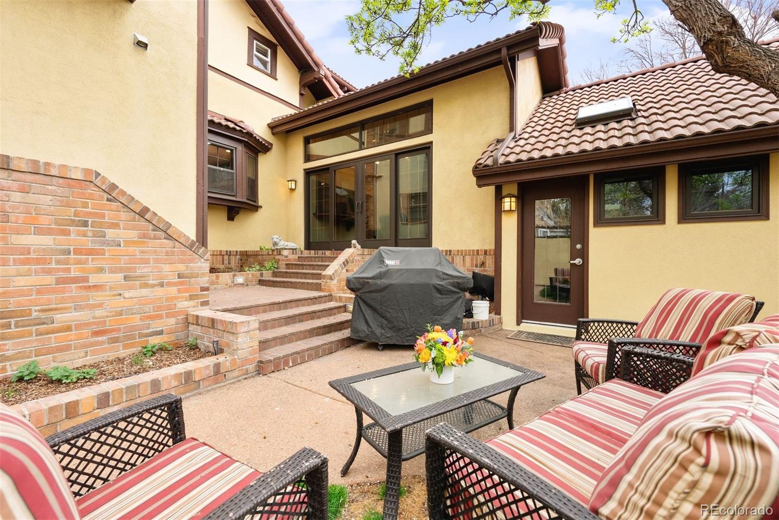MLS Image #38 for 317 n lafayette street,denver, Colorado