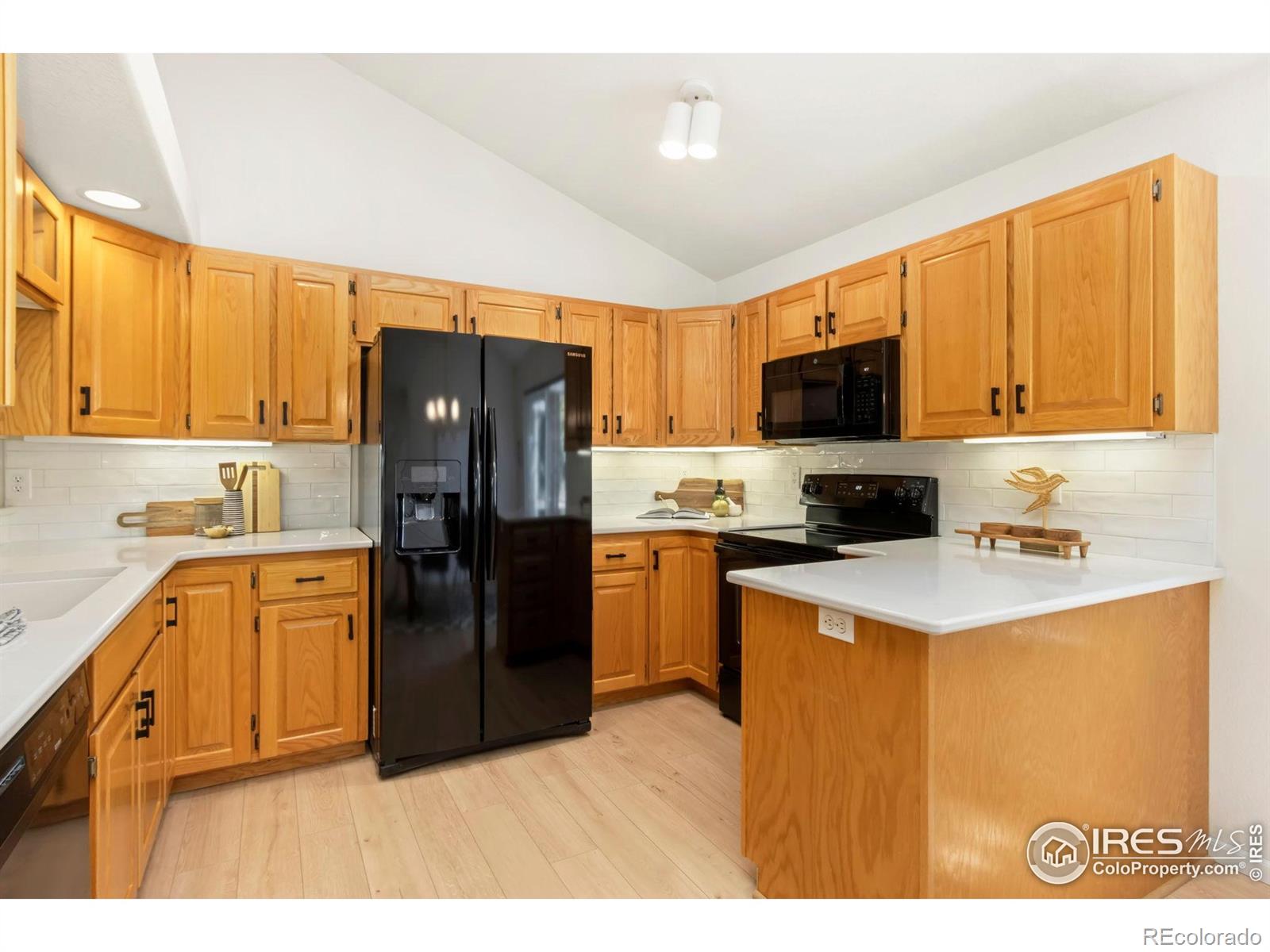 MLS Image #11 for 372  tacanecy drive,loveland, Colorado