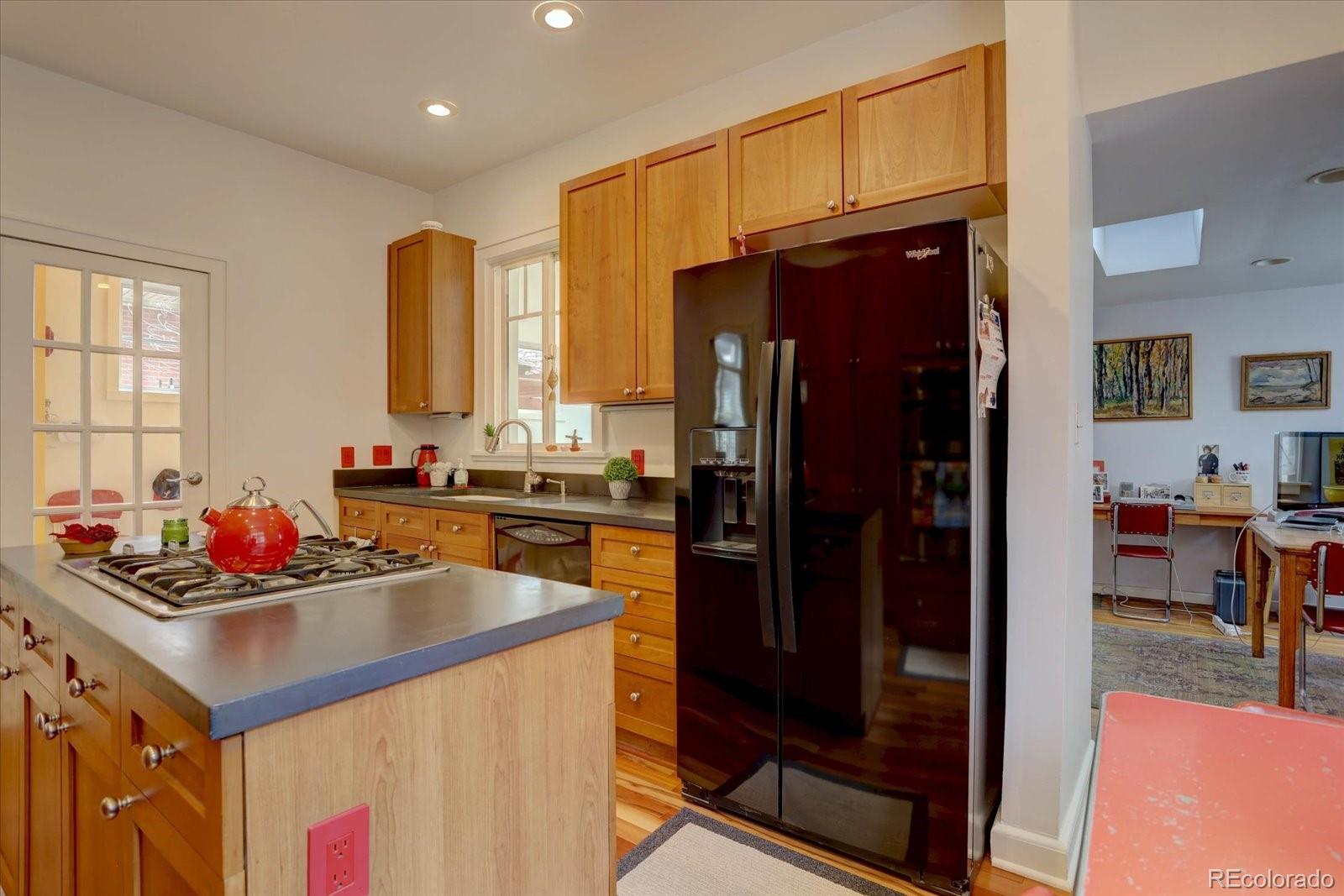 MLS Image #13 for 440 n pearl street,denver, Colorado
