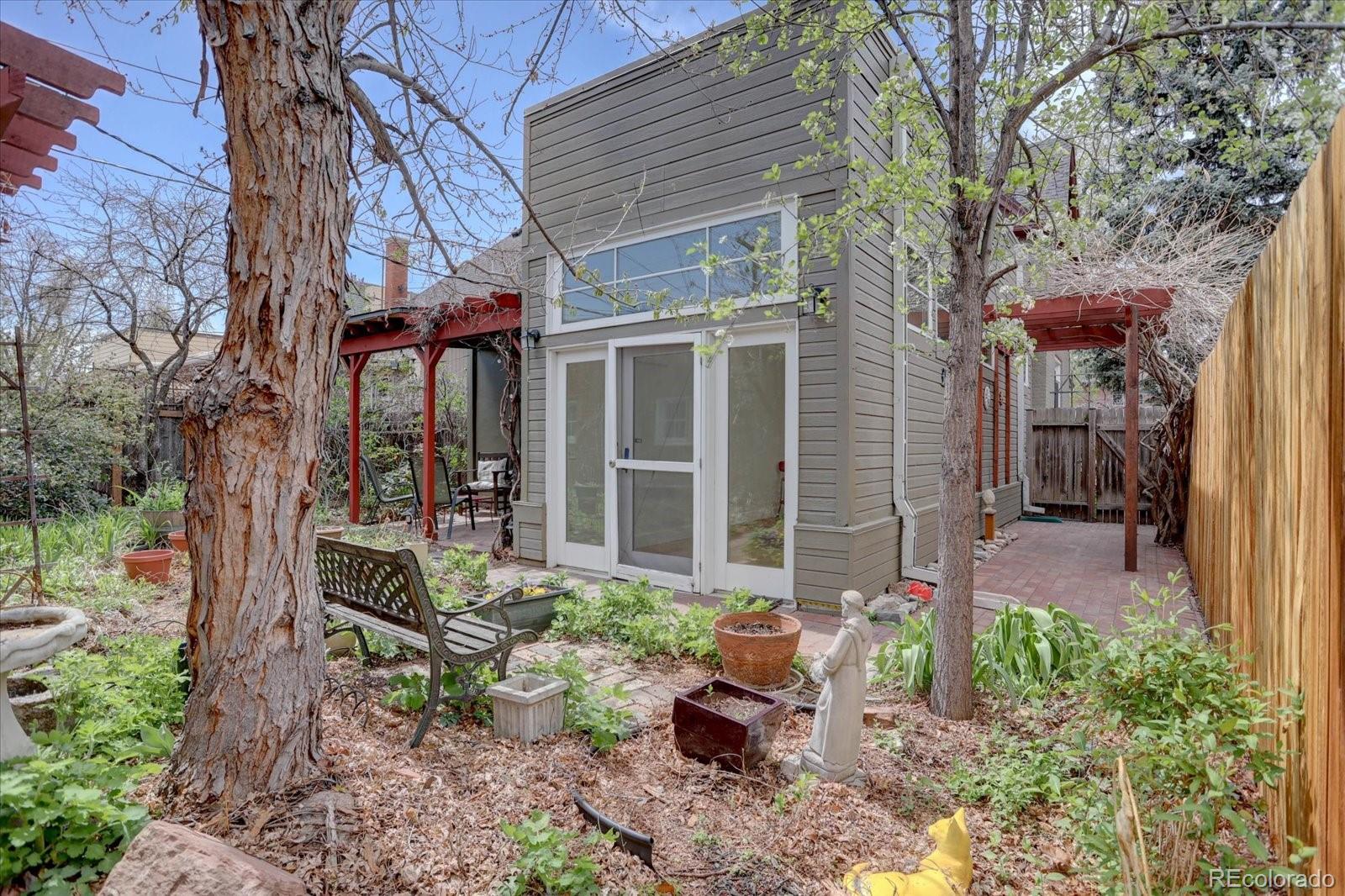 MLS Image #33 for 440 n pearl street,denver, Colorado