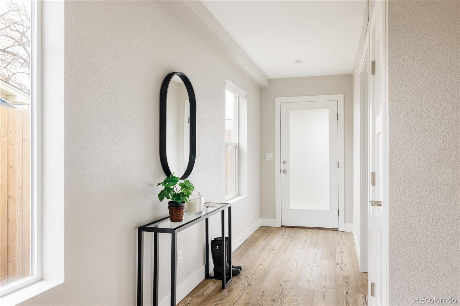 MLS Image #16 for 2134 s galapago ,denver, Colorado