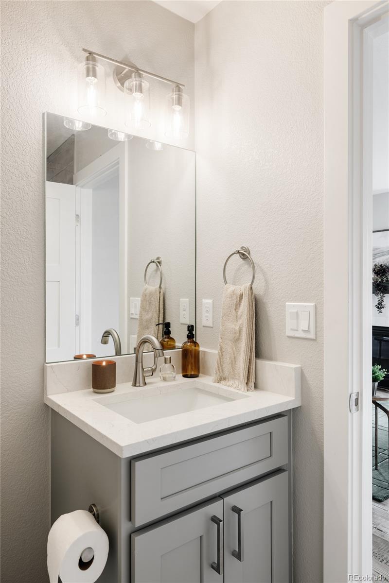 MLS Image #18 for 2134 s galapago ,denver, Colorado