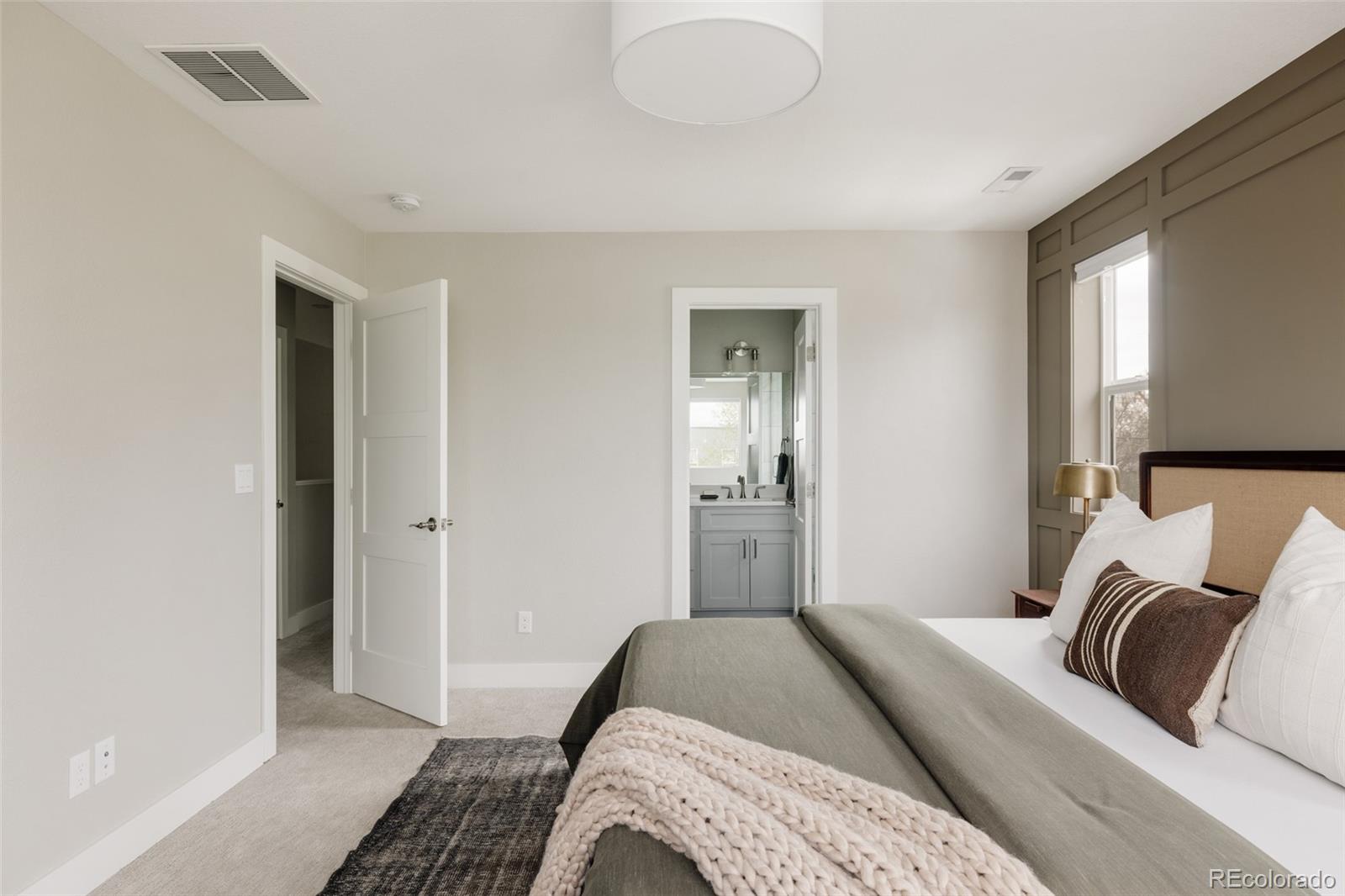 MLS Image #23 for 2134 s galapago ,denver, Colorado