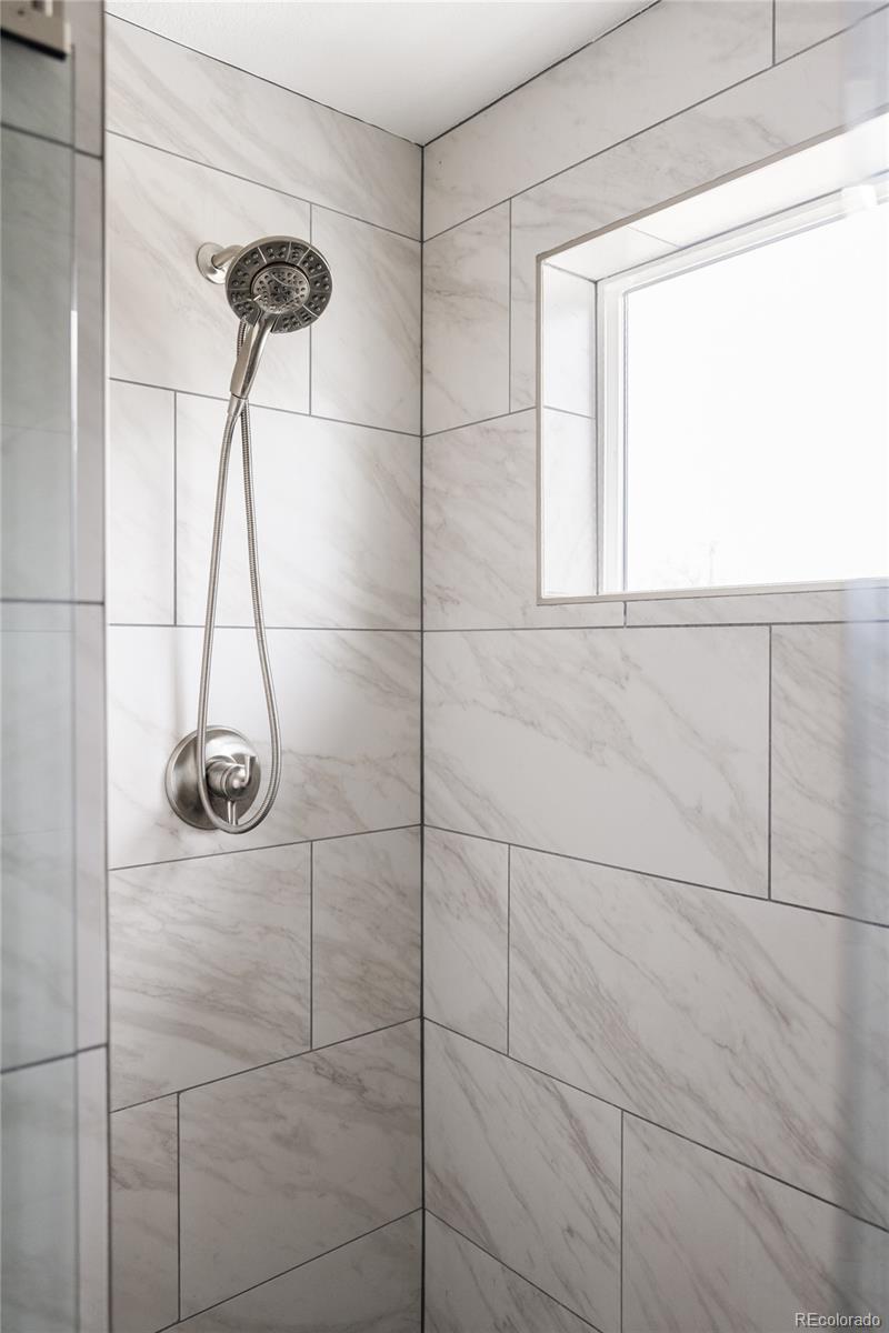 MLS Image #28 for 2134 s galapago ,denver, Colorado