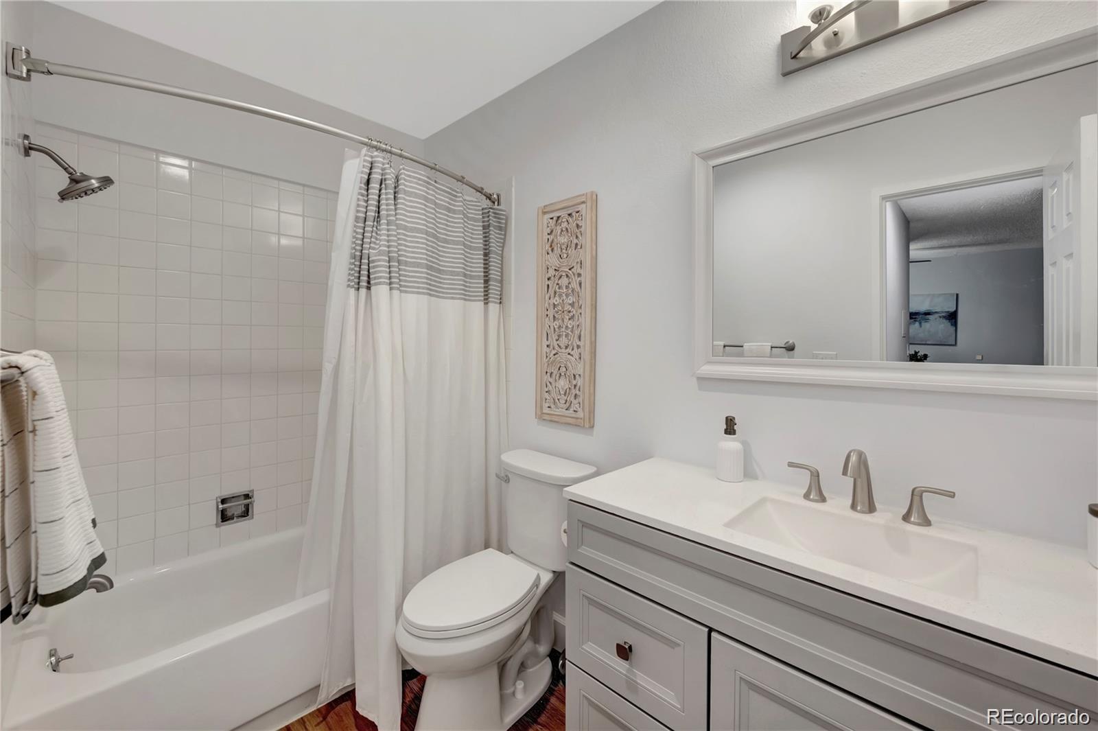 MLS Image #12 for 4110  hale pkwy parkway,denver, Colorado