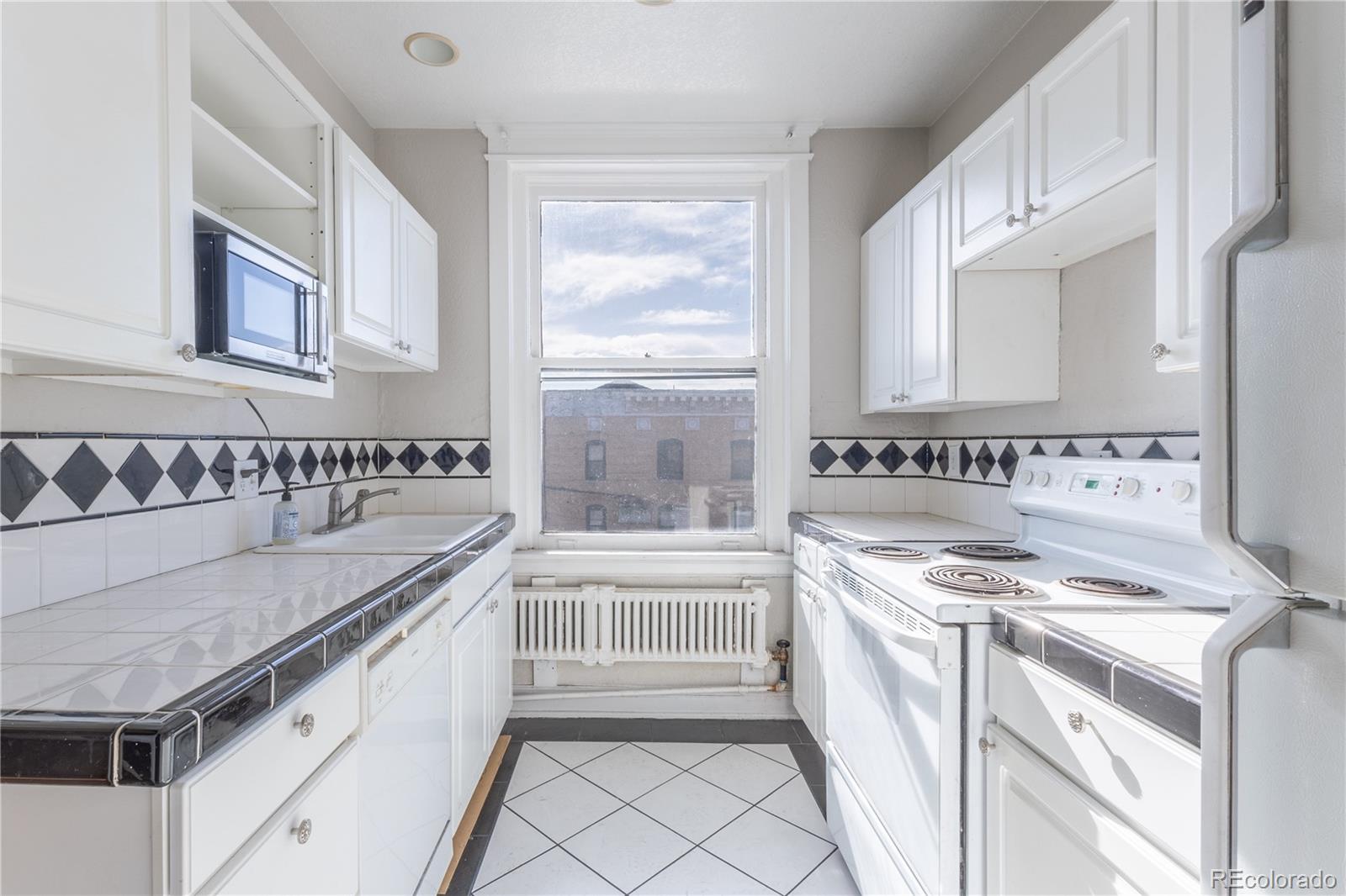MLS Image #22 for 1475 n humboldt street,denver, Colorado
