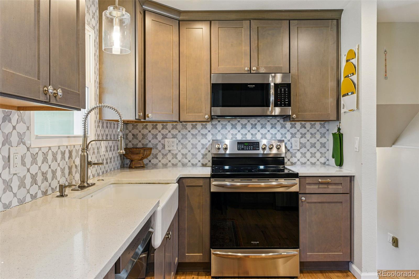 MLS Image #9 for 4581 s garrison street,littleton, Colorado