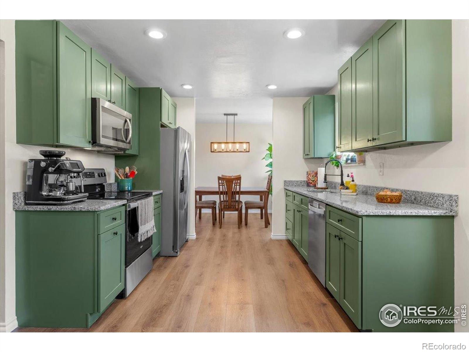 MLS Image #10 for 7203 s cody way,littleton, Colorado