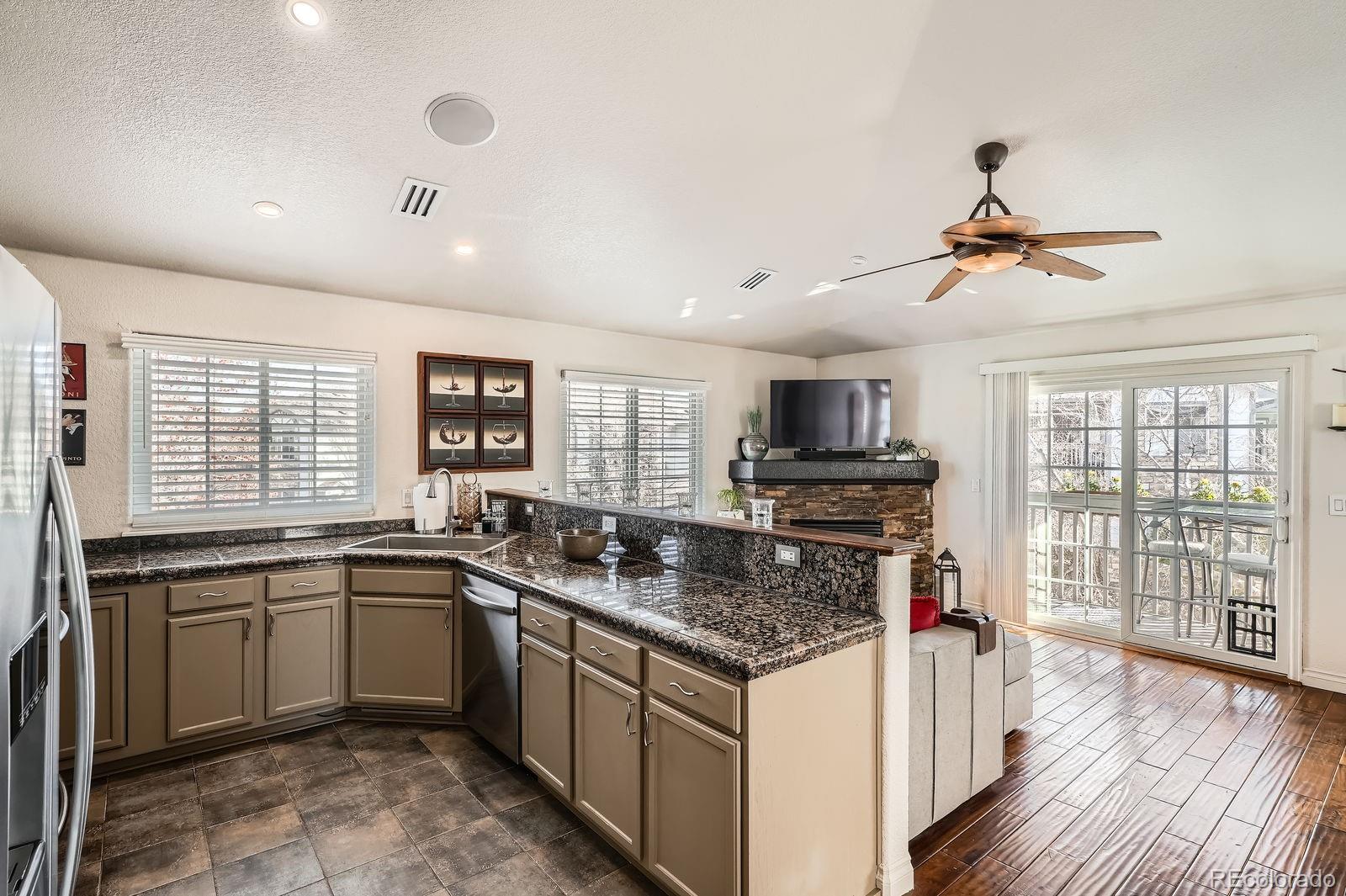 MLS Image #6 for 3260 e 103rd place 901,thornton, Colorado