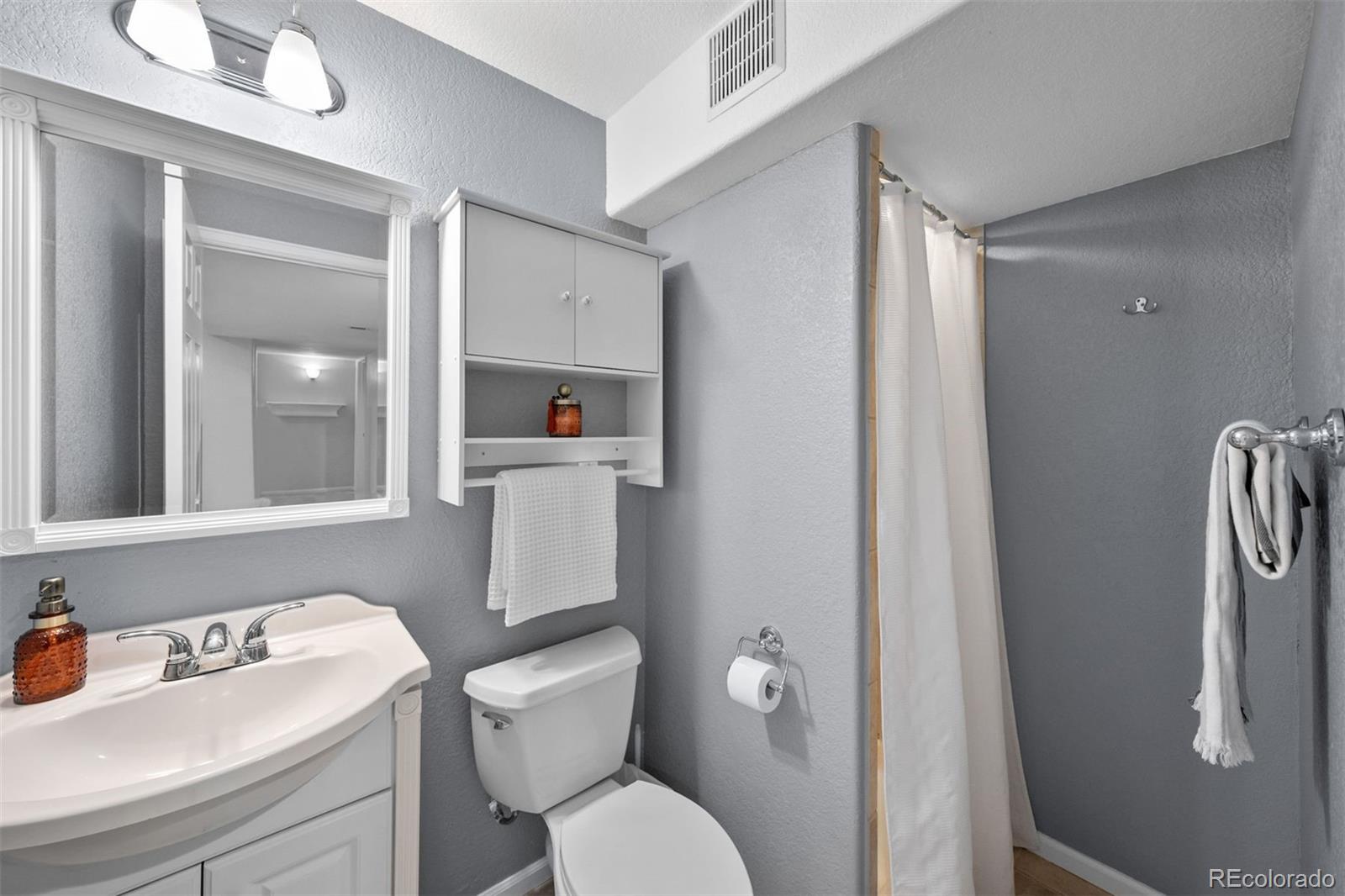 MLS Image #24 for 2393  yosemite street,denver, Colorado